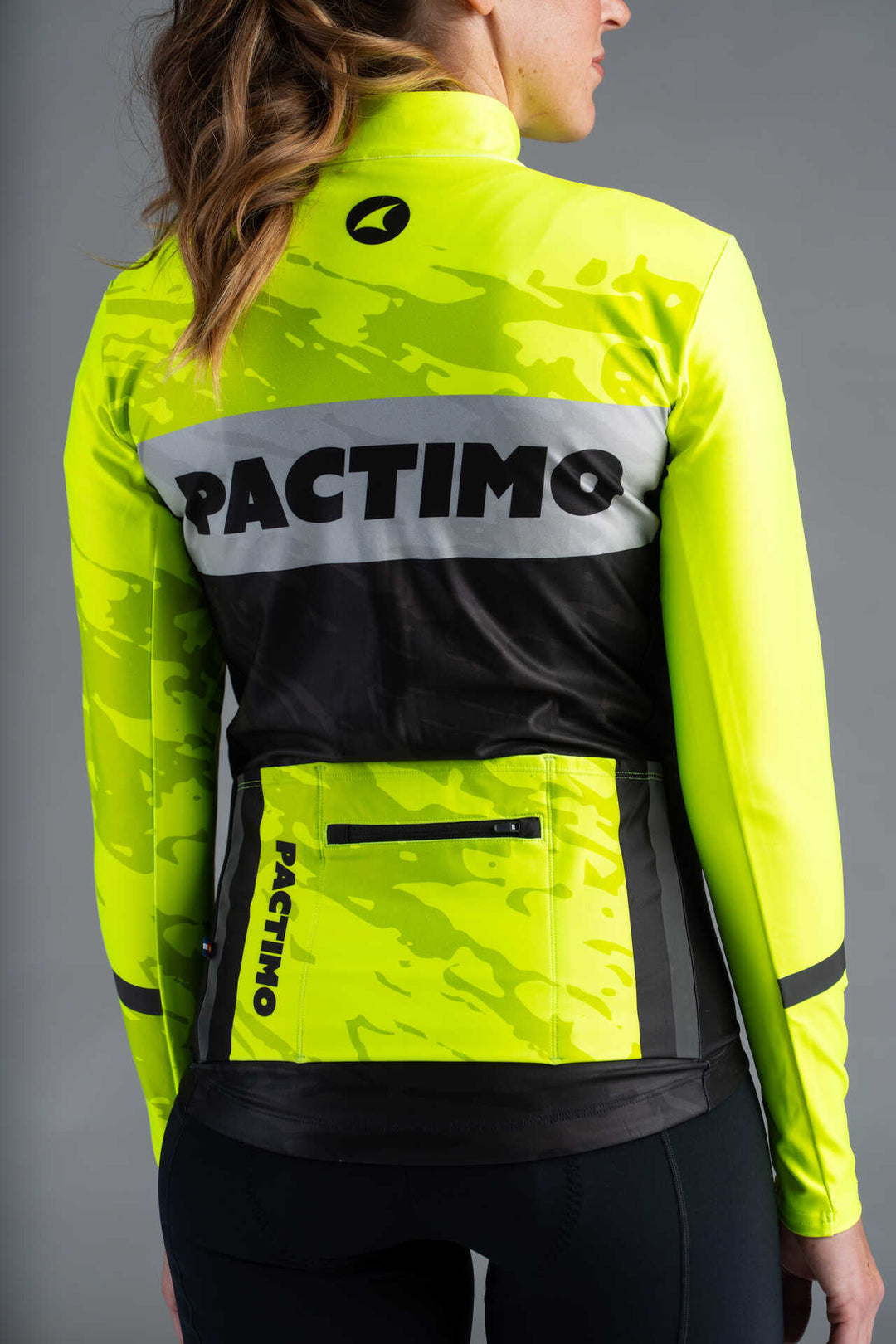 Women's High-Vis Yellow and Black Thermal Long Sleeve Cycling Jersey - Back Pockets Close-Up