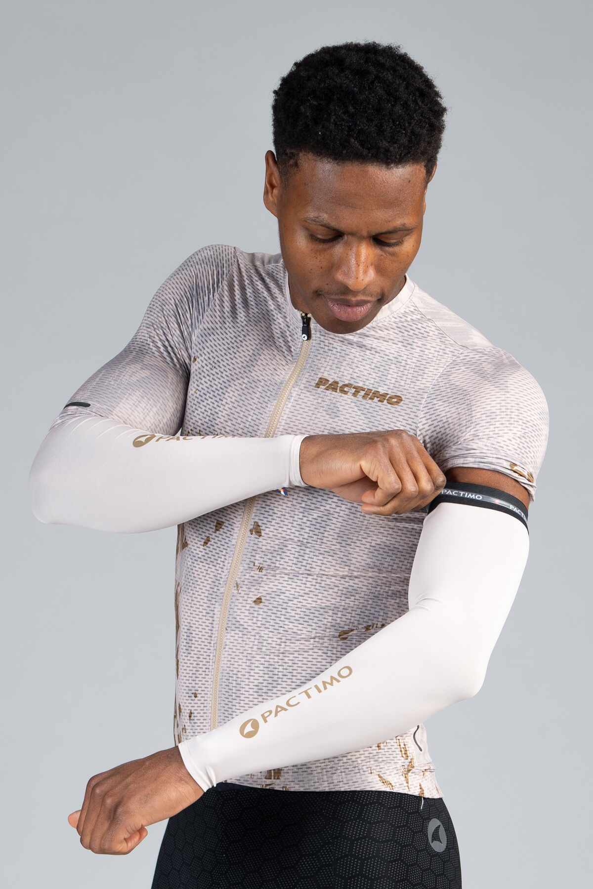 Dune White Cycling Sun Sleeves - Gripper
