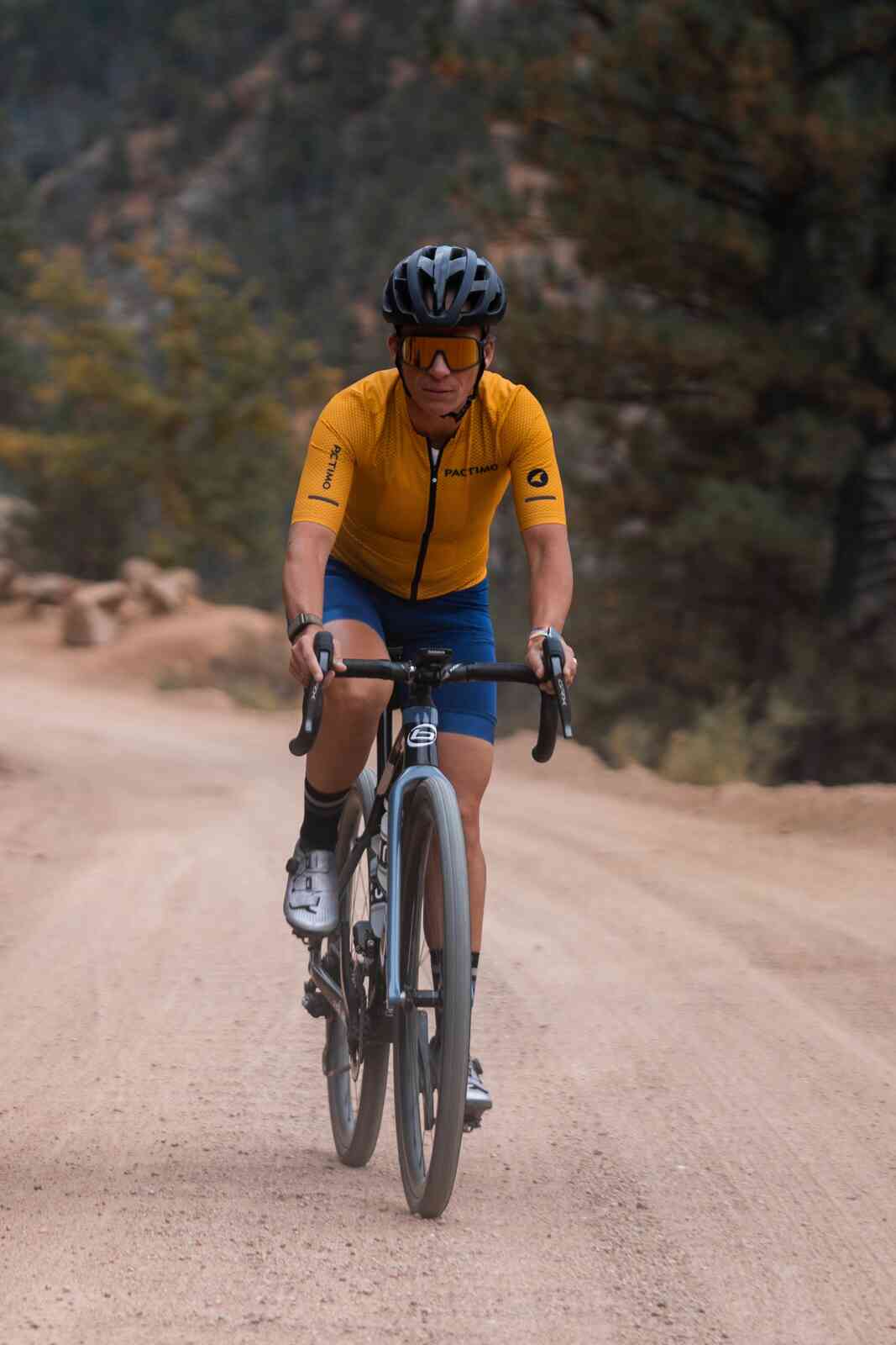 Cyclist in Women's Mesh Cycling Jersey in Goldenrod Colorway