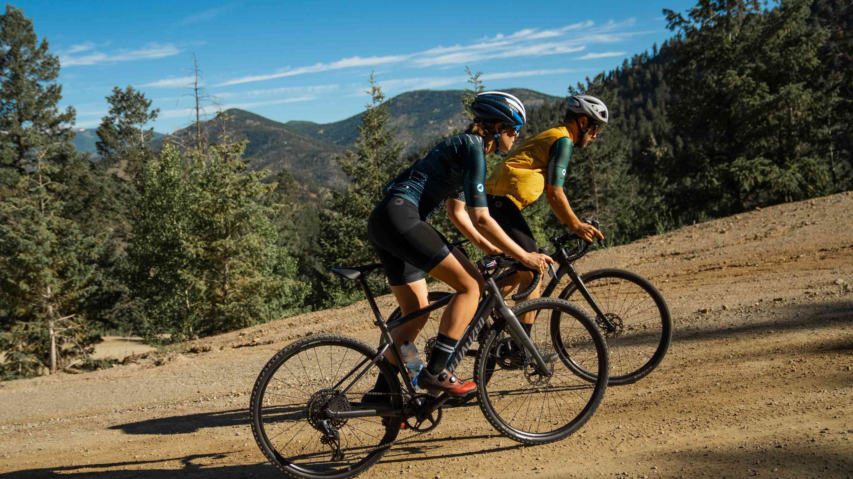Gravel cycling clothing