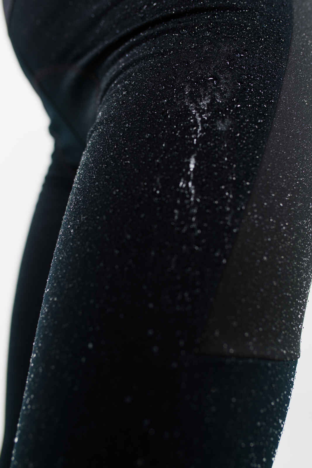 Water on Women's Storm+ Thermal Cycling Bib Tights