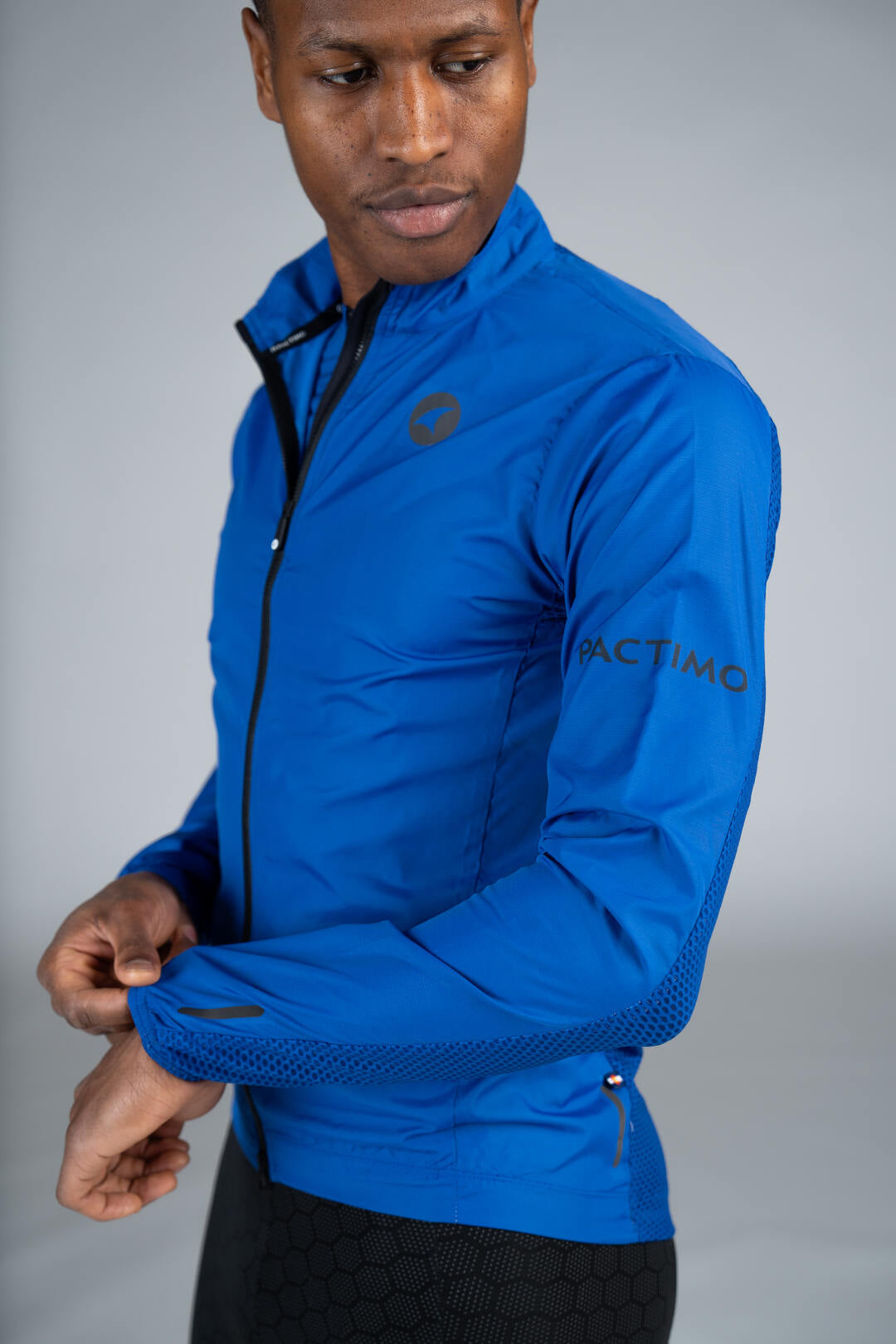 Men's Blue Packable Cycling Jacket - Sleeve