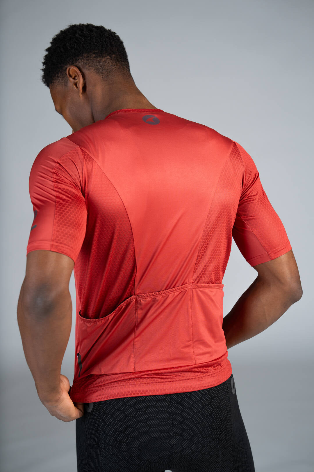 Men's Red Rock Summit Bike Jersey - Back Close-Up