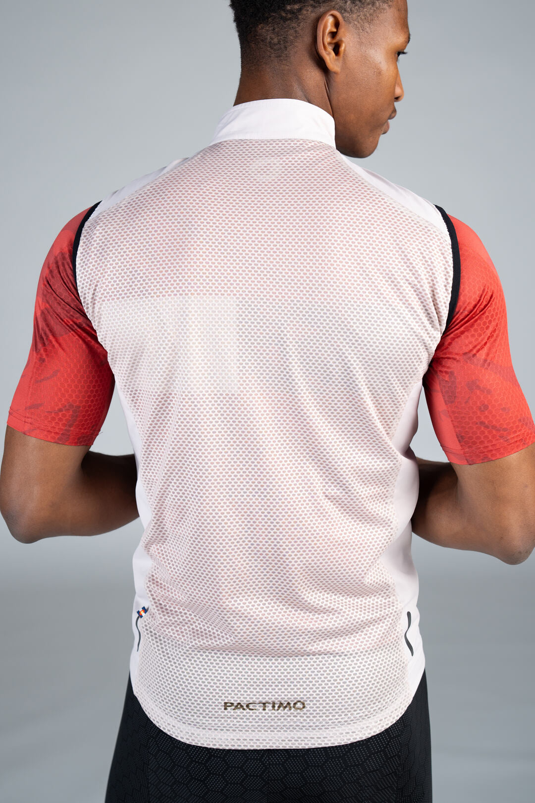 Men's White Packable Cycling Wind Vest - Back Close-Up