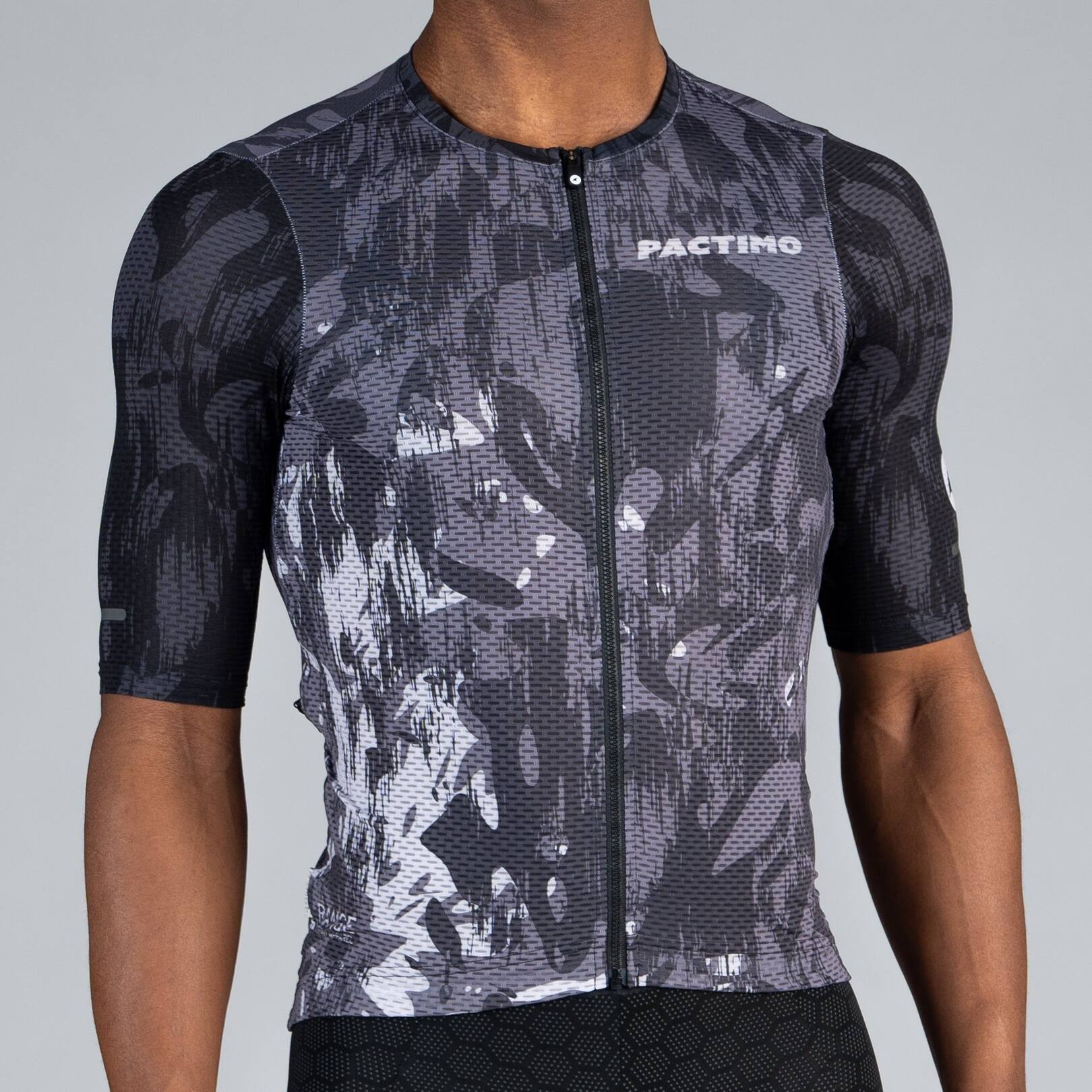 Men's Aero Mesh Gravel Cycling Jersey - Zipper Detail