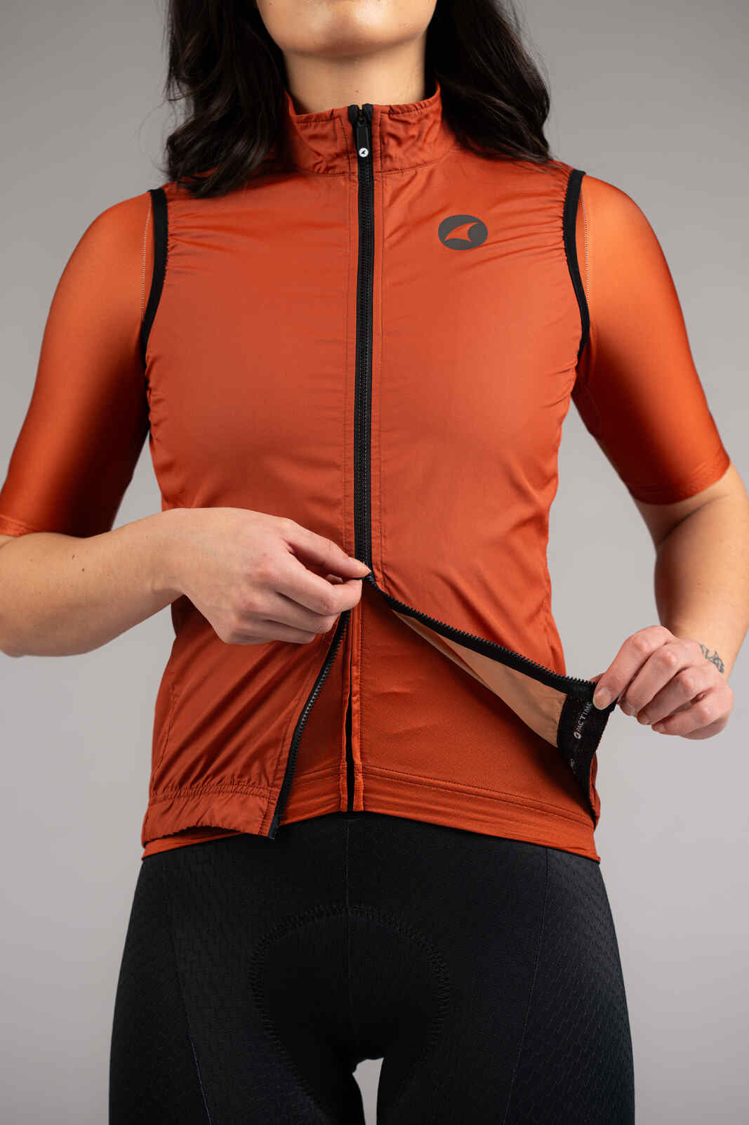 Women's Burnt Orange Packable Cycling Wind Vest - Two-Way Zipper