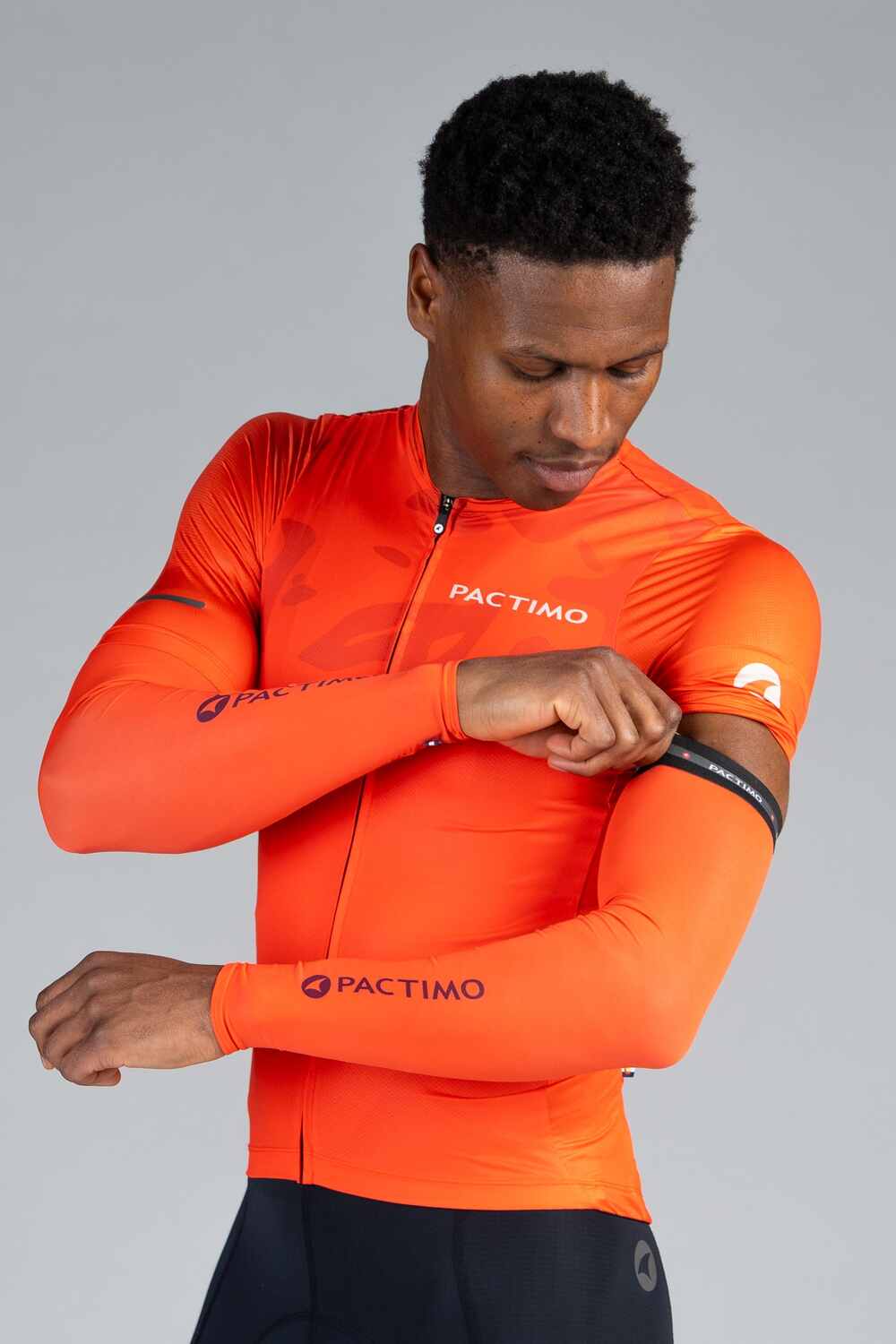 Red Cycling Sun Sleeves - Gripper