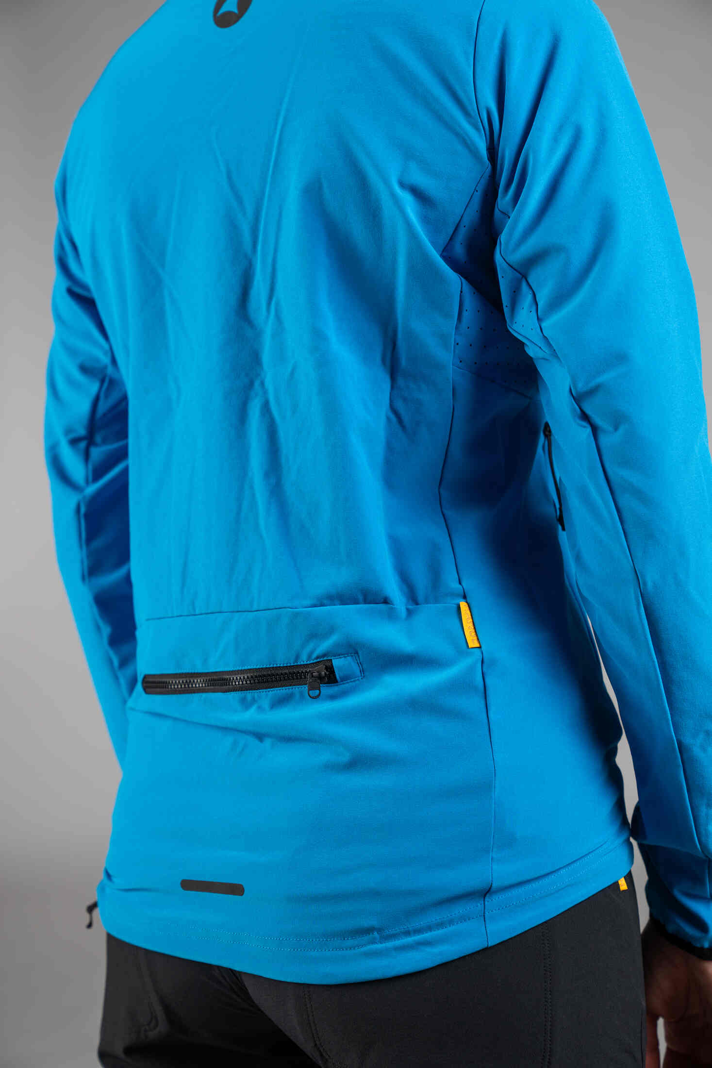 Women's Blue Insulated Cycling Jacket - Back Pocket