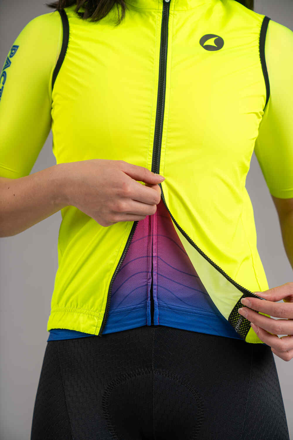 Women's Divide Wind Vest Outlet