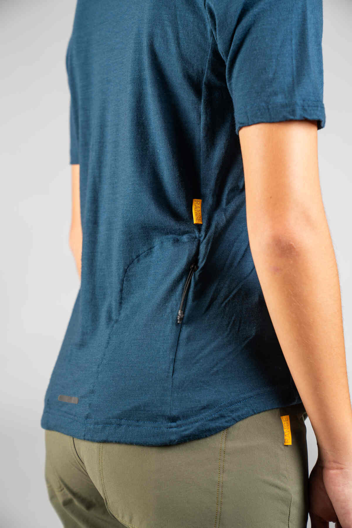 Women's Navy Blue Merino Wool MTB Jersey - Back Pocket