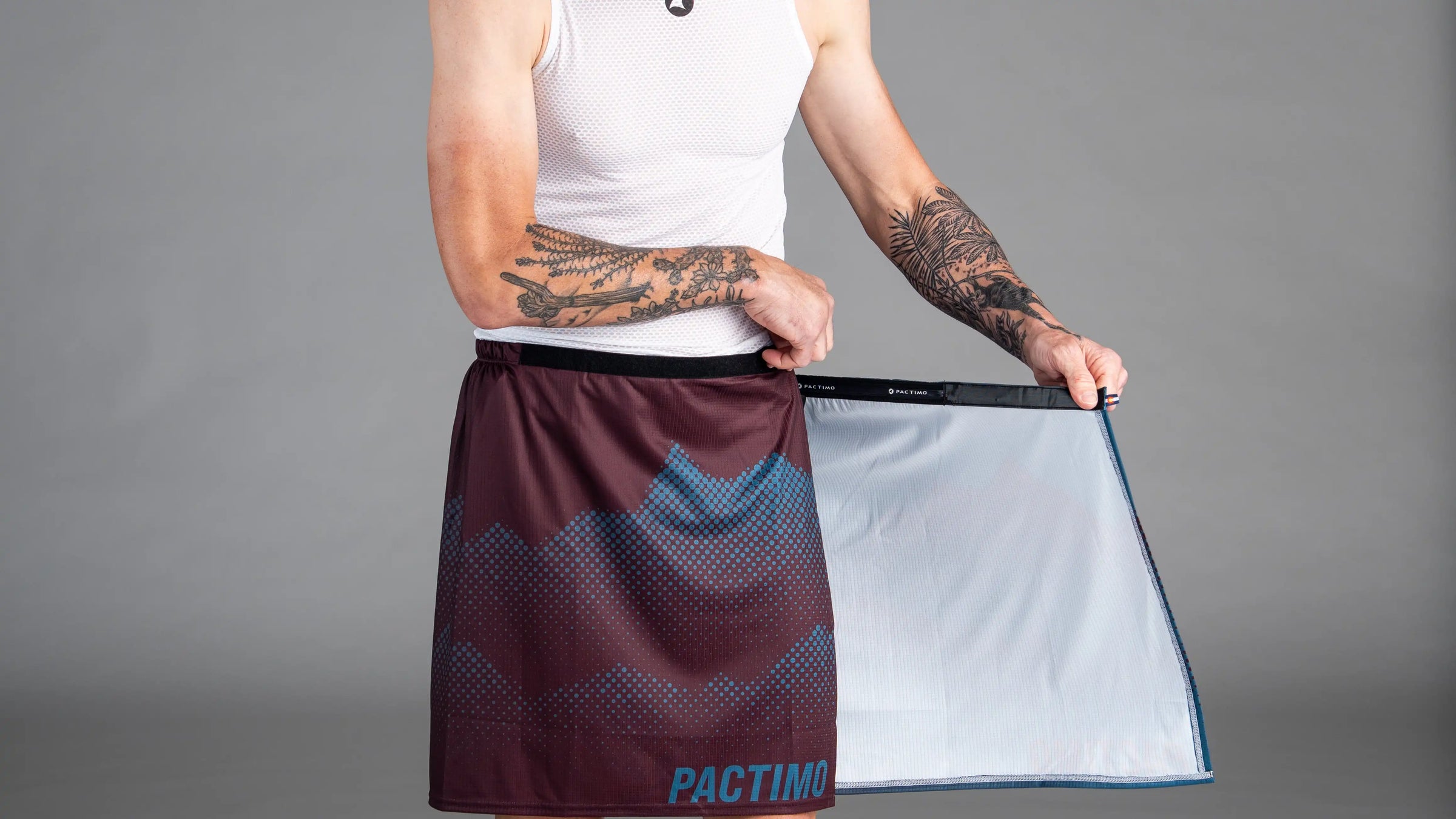 The Quick Release Changing Kilt™ provides convenient privacy before and after rides. Lightweight, quick-drying, and designed for cyclists on the go.