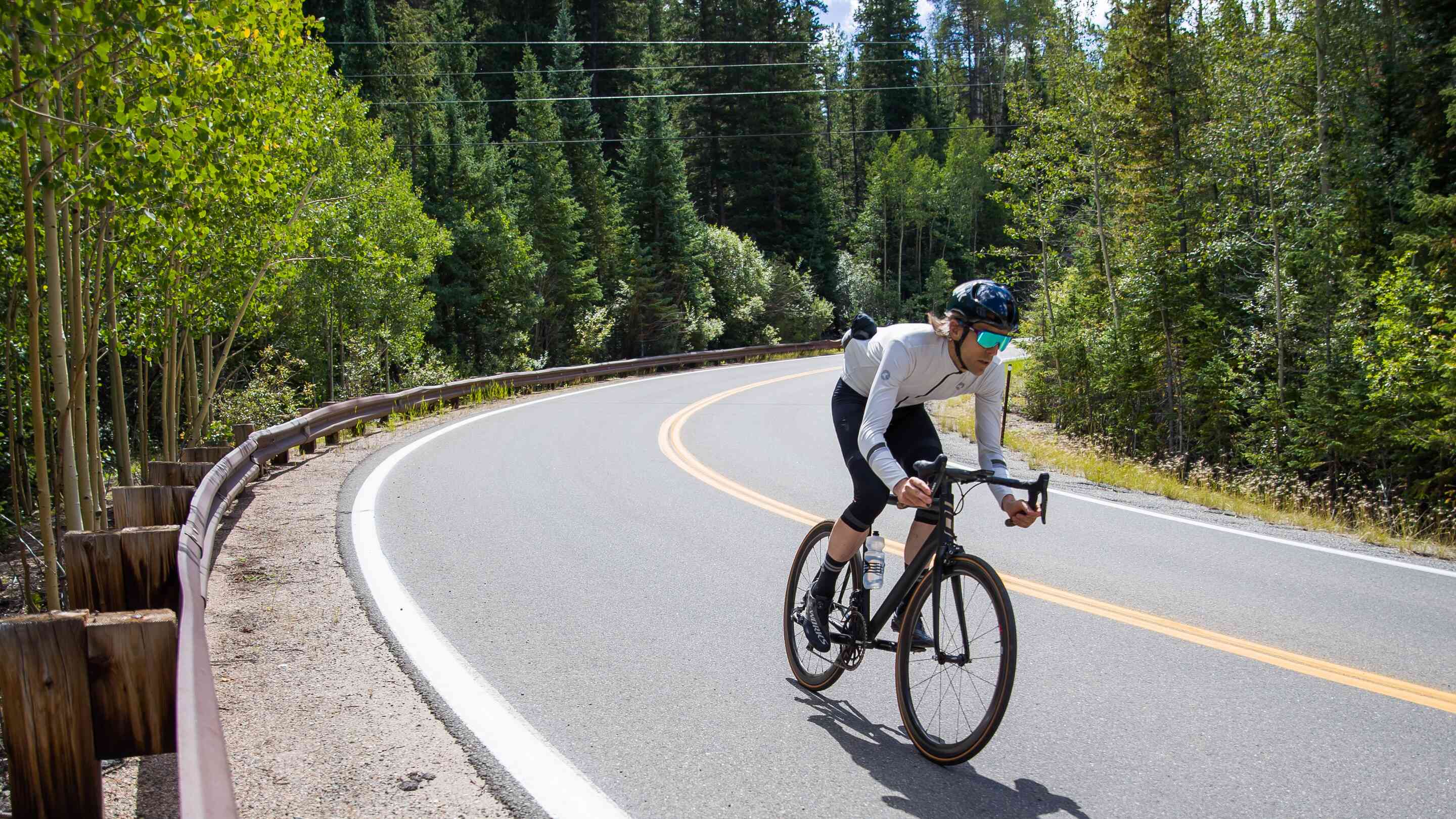 Men's Road Cycling, Mountain Bike, & Triathlon Clothing