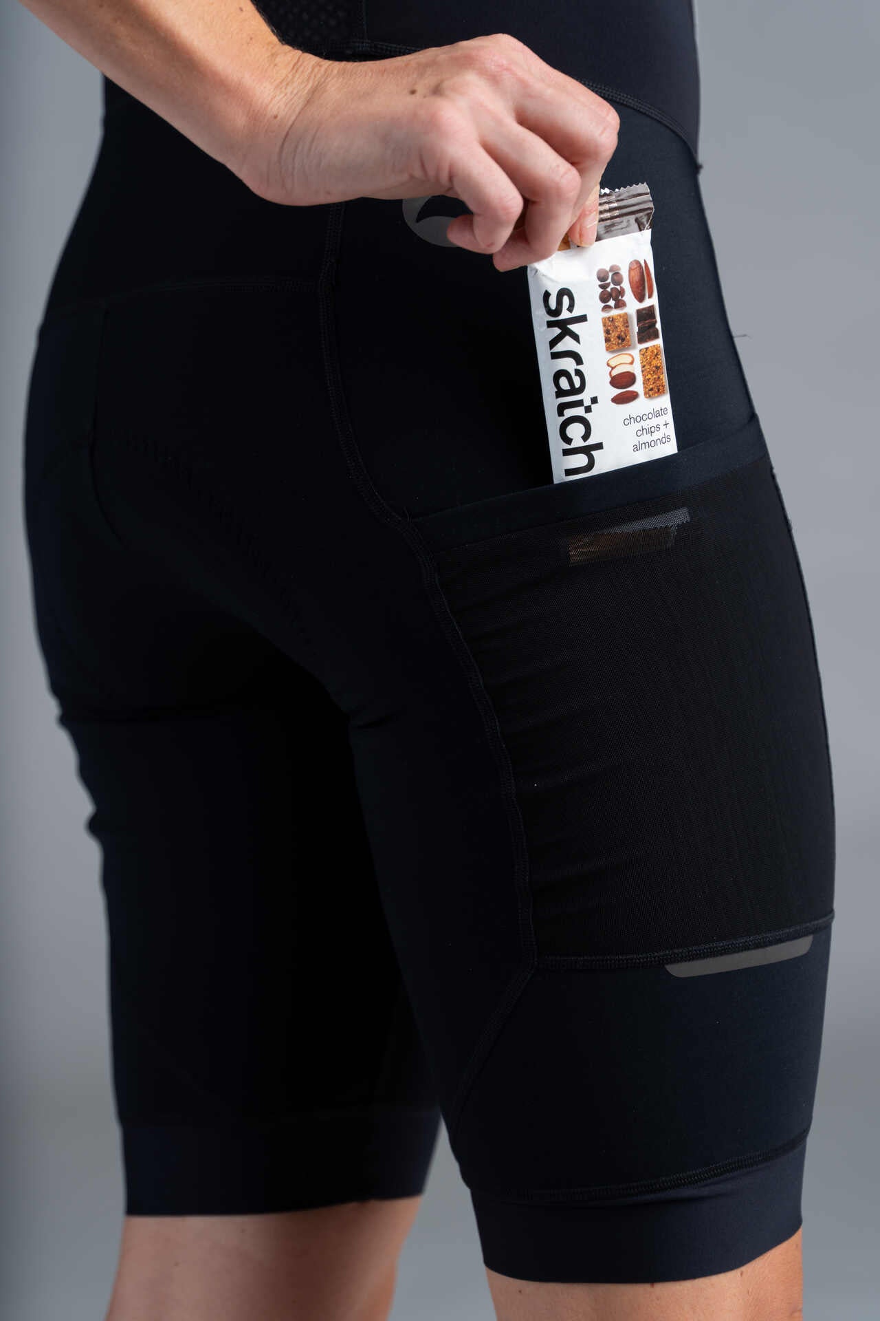Women's Black Thermal Cargo Cycling Bib Shorts - Mesh Thigh Pocket