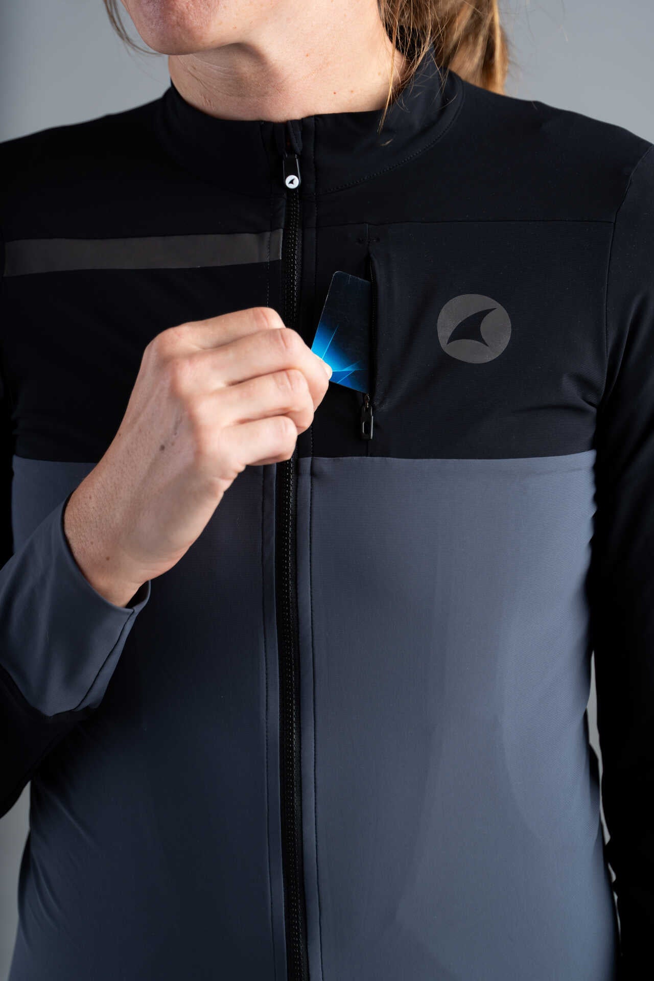 Women's Black and Gray Long Sleeve Cargo Cycling Jersey - Zippered Chest Pocket