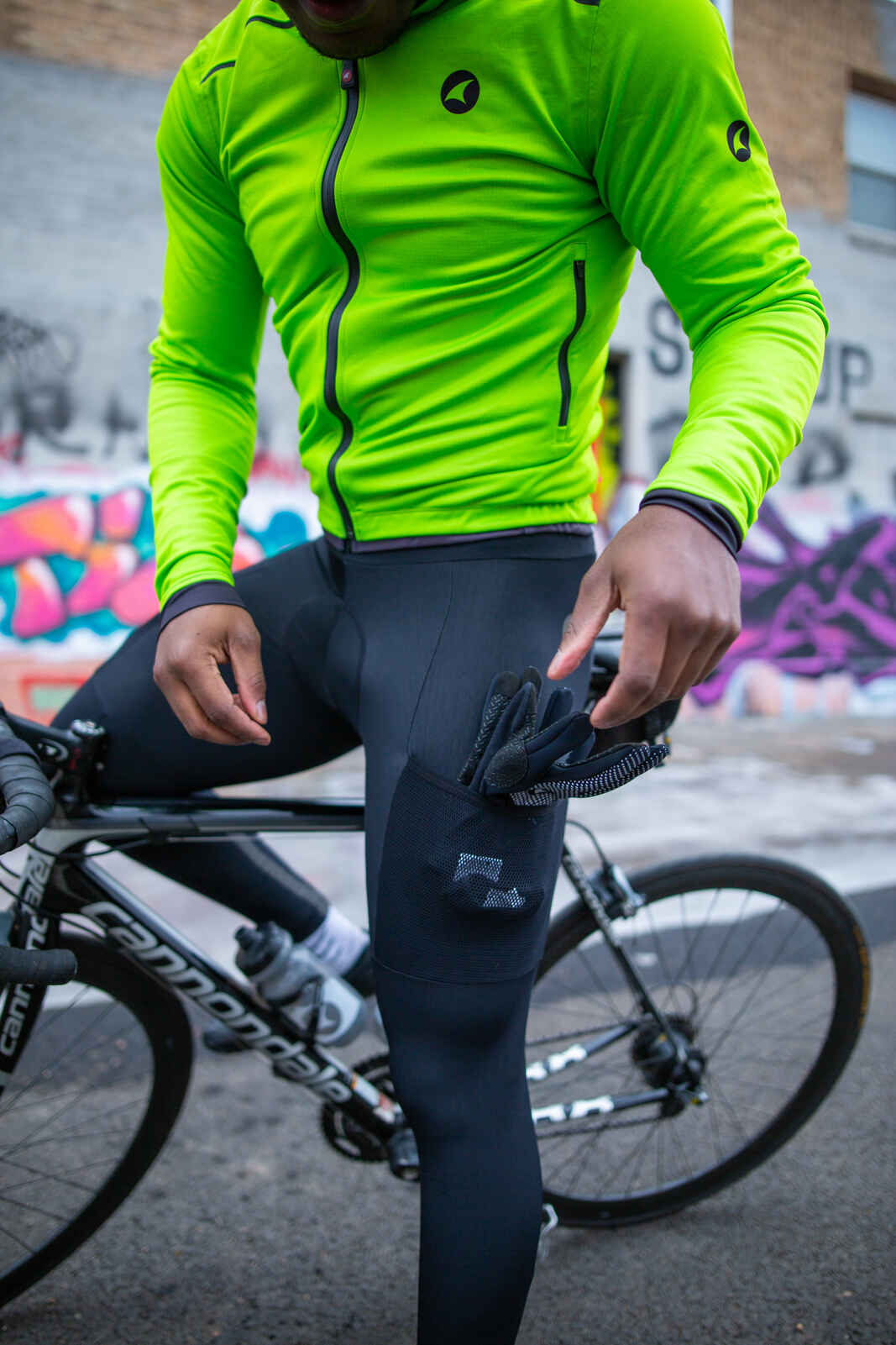 Packable Winter Cycling Gloves and Thermal Cycling Tights