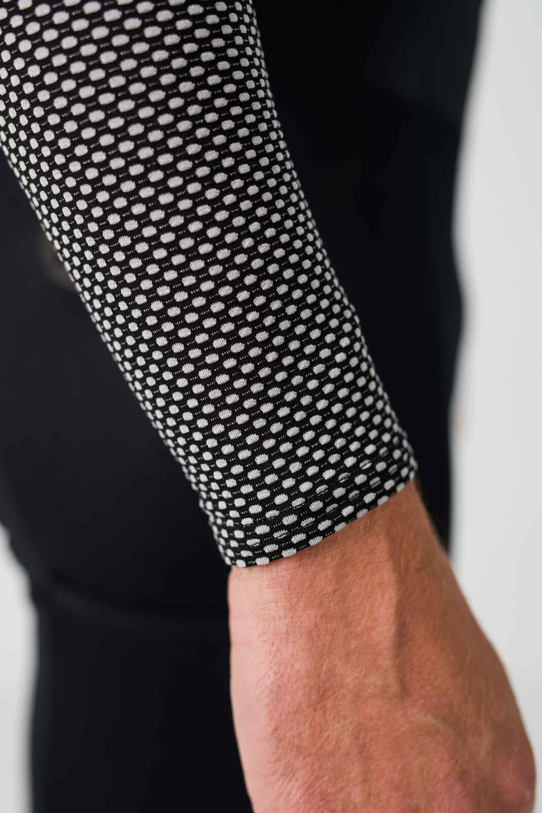 Men's Thermal Cycling Base Layer - Sleeve Detail