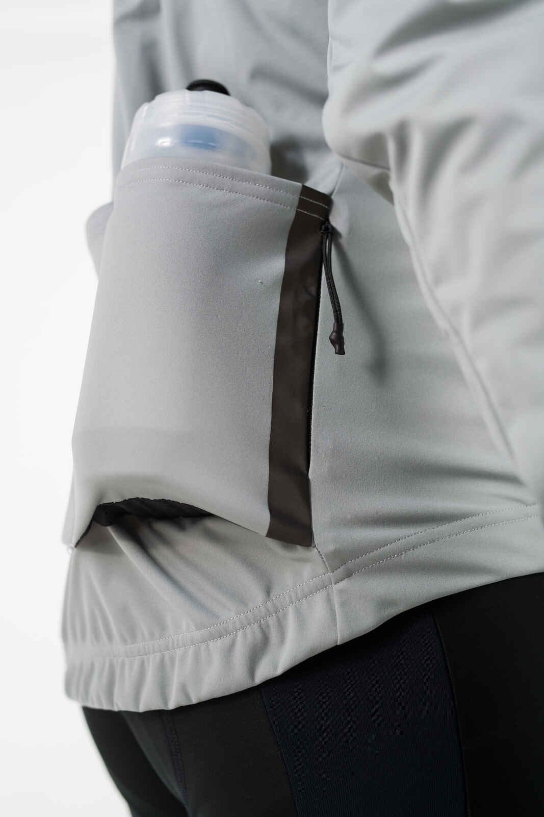 Men's Gray Winter Cycling Jacket - Reflective Back Pocket