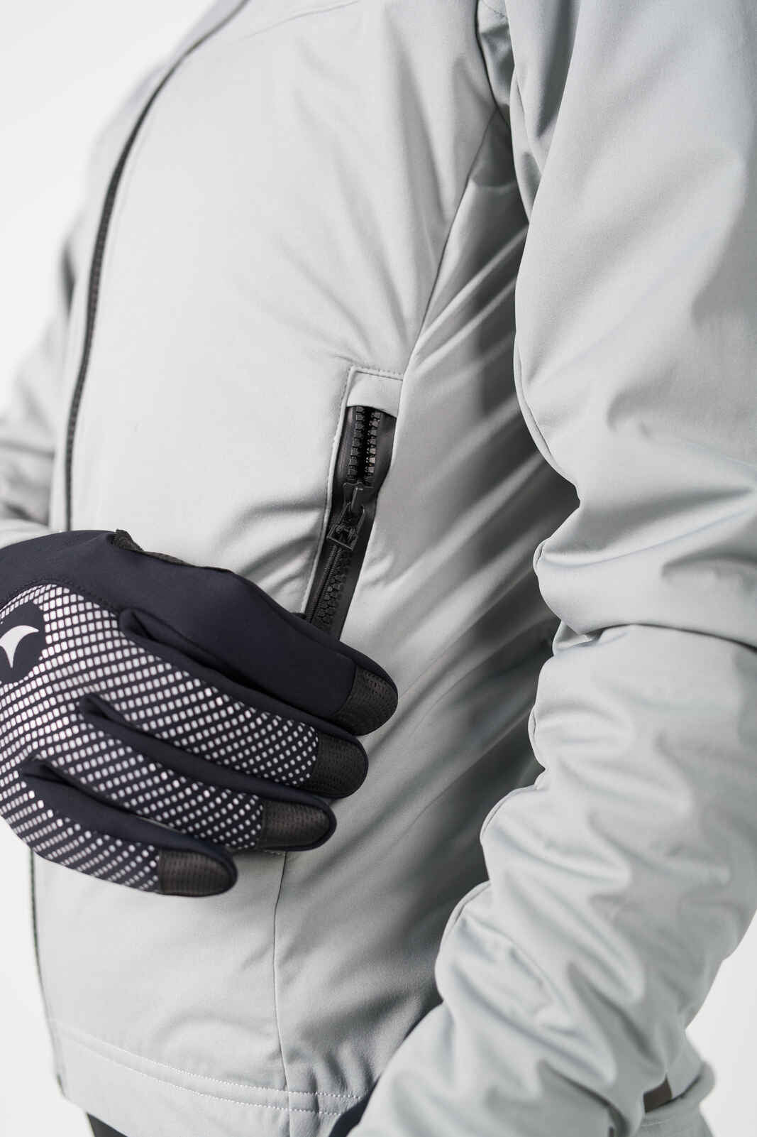Men's Gray Winter Cycling Jacket - Side Zippered Venting