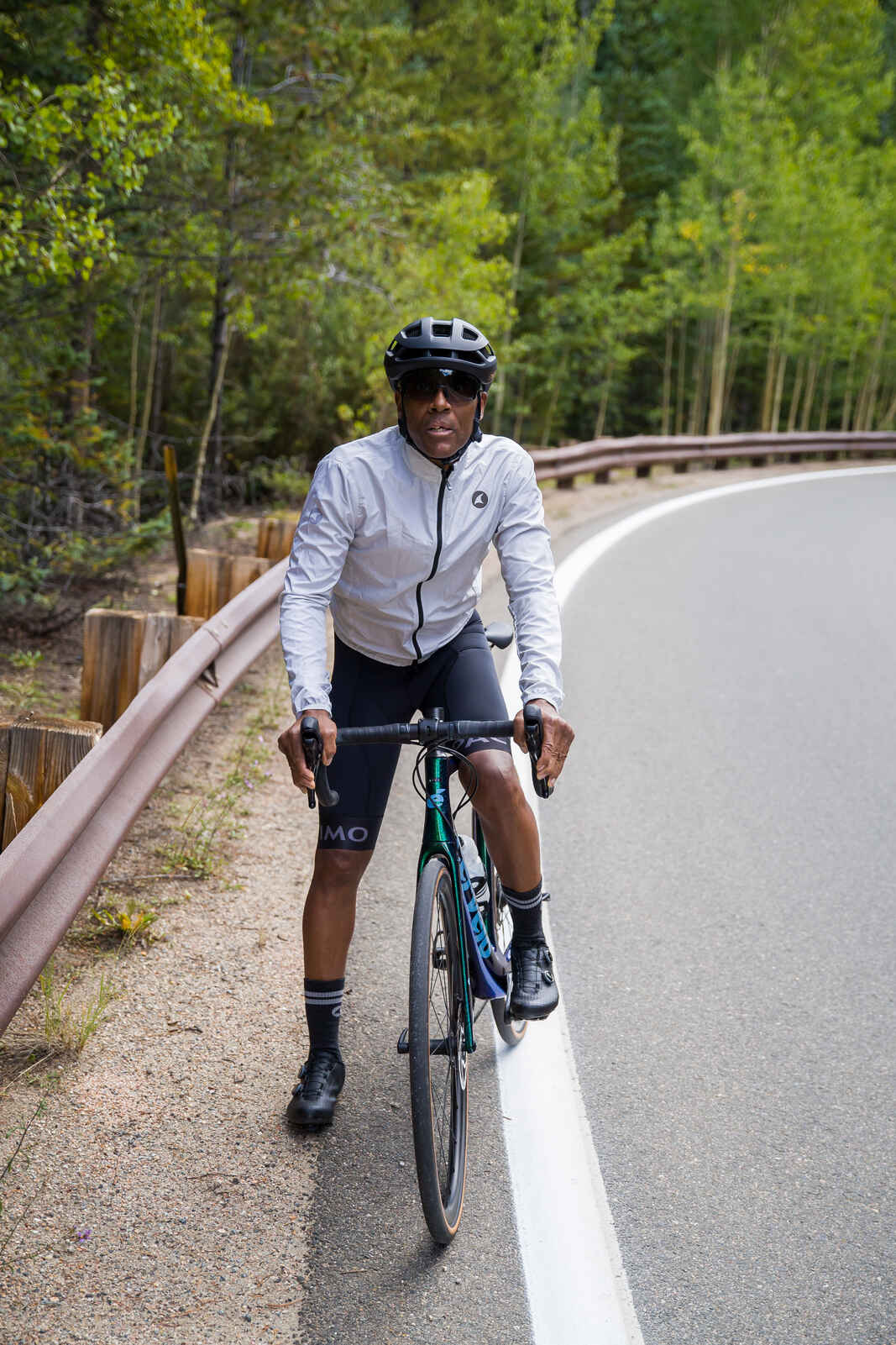 White Cycling Wind Jacket - Men's Divide