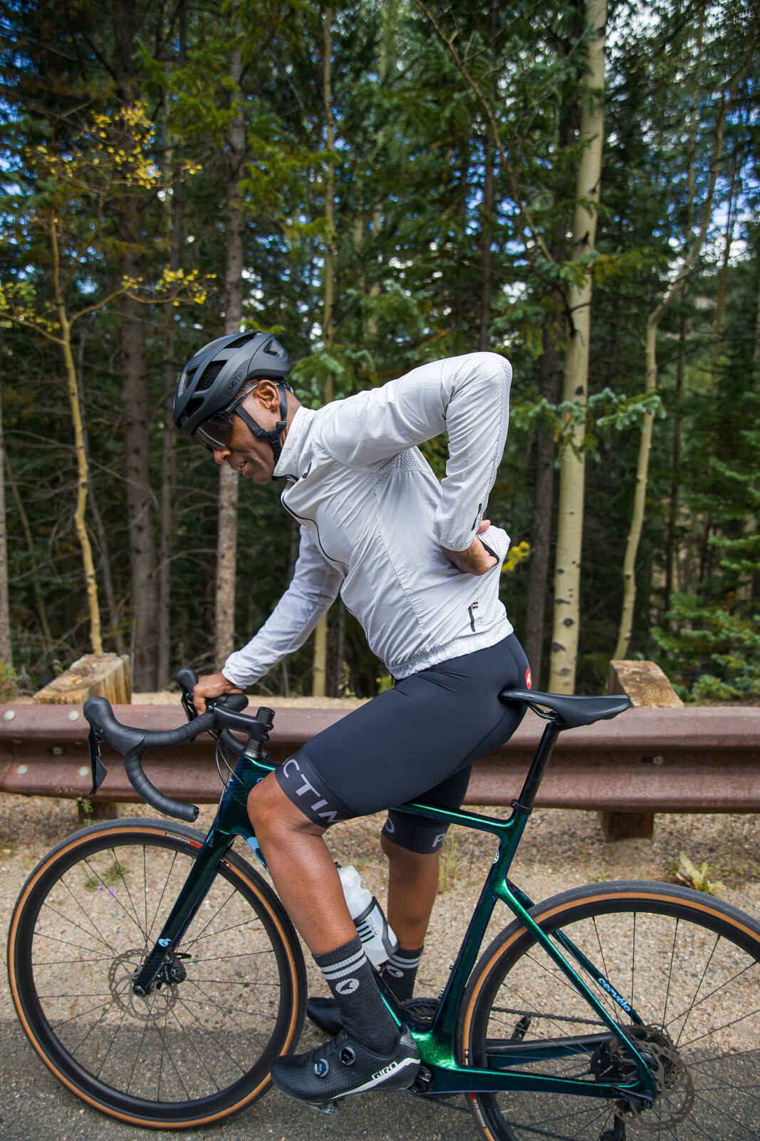 Men's White Cycling Wind Jacket - Divide