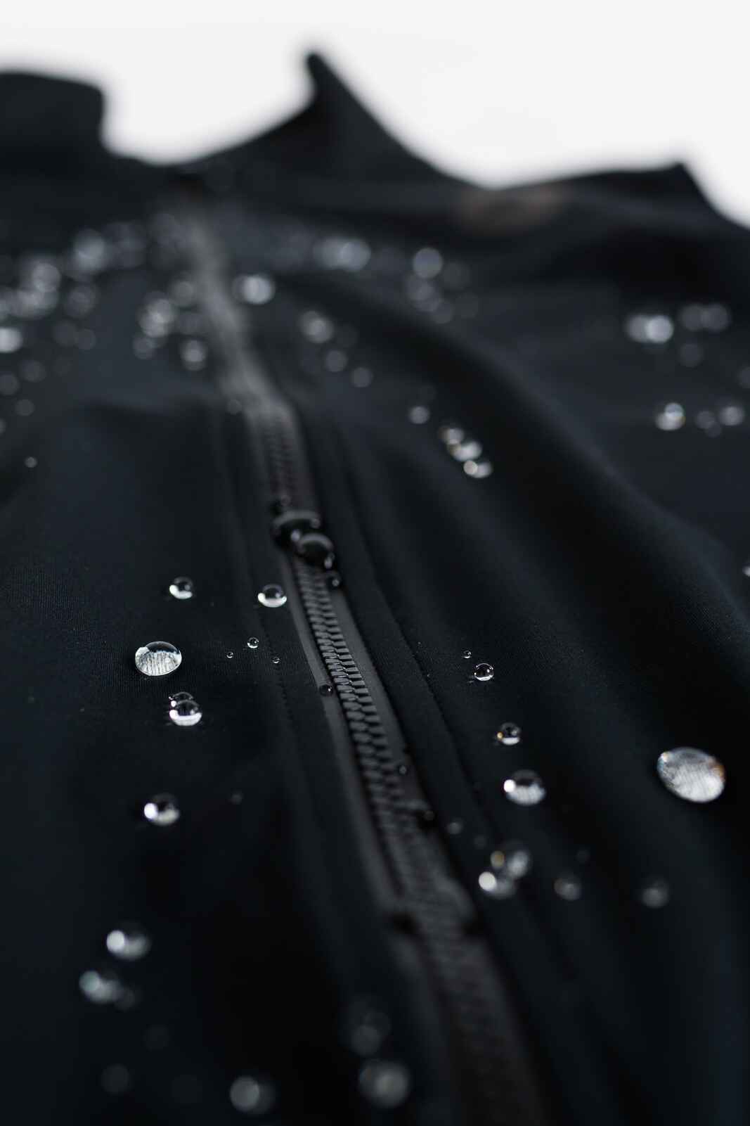 Mens Cycling Jacket for Cold Wet Weather - Water Resistant