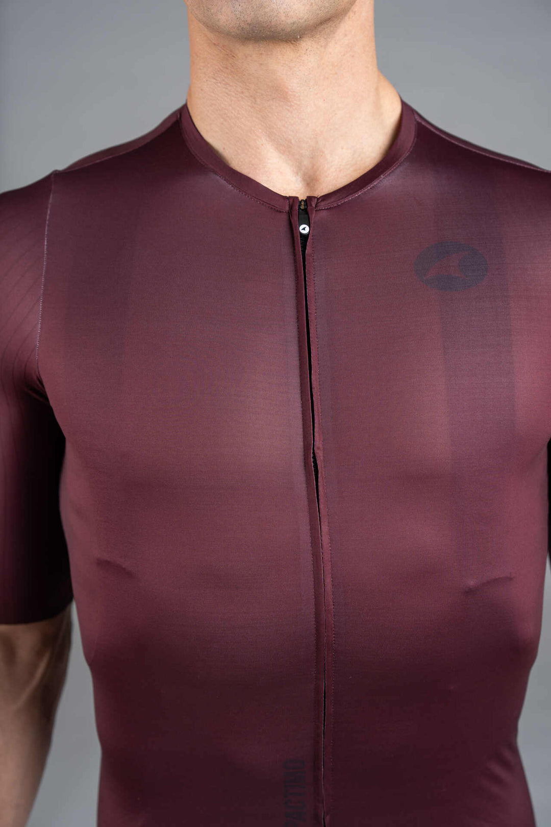 Men's Burgundy Flyte Cycling Jersey - Front Zipper Close-Up
