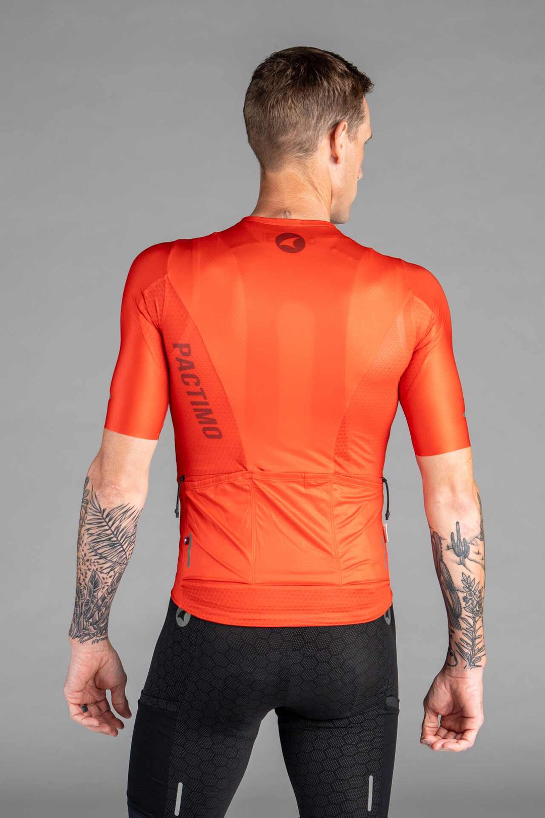 Men's Red Range Aero Cargo Cycling Jersey - Back View