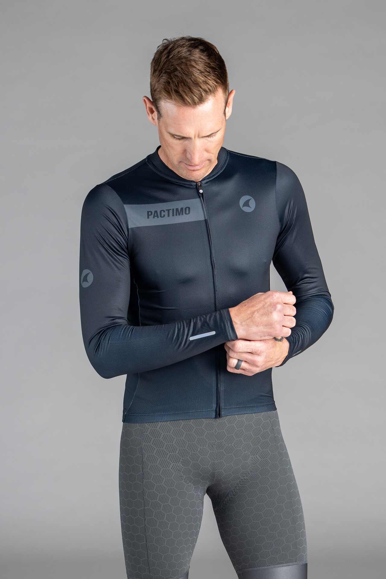 Men's Black Ascent Aero Long Sleeve Cycling Jersey - Front View
