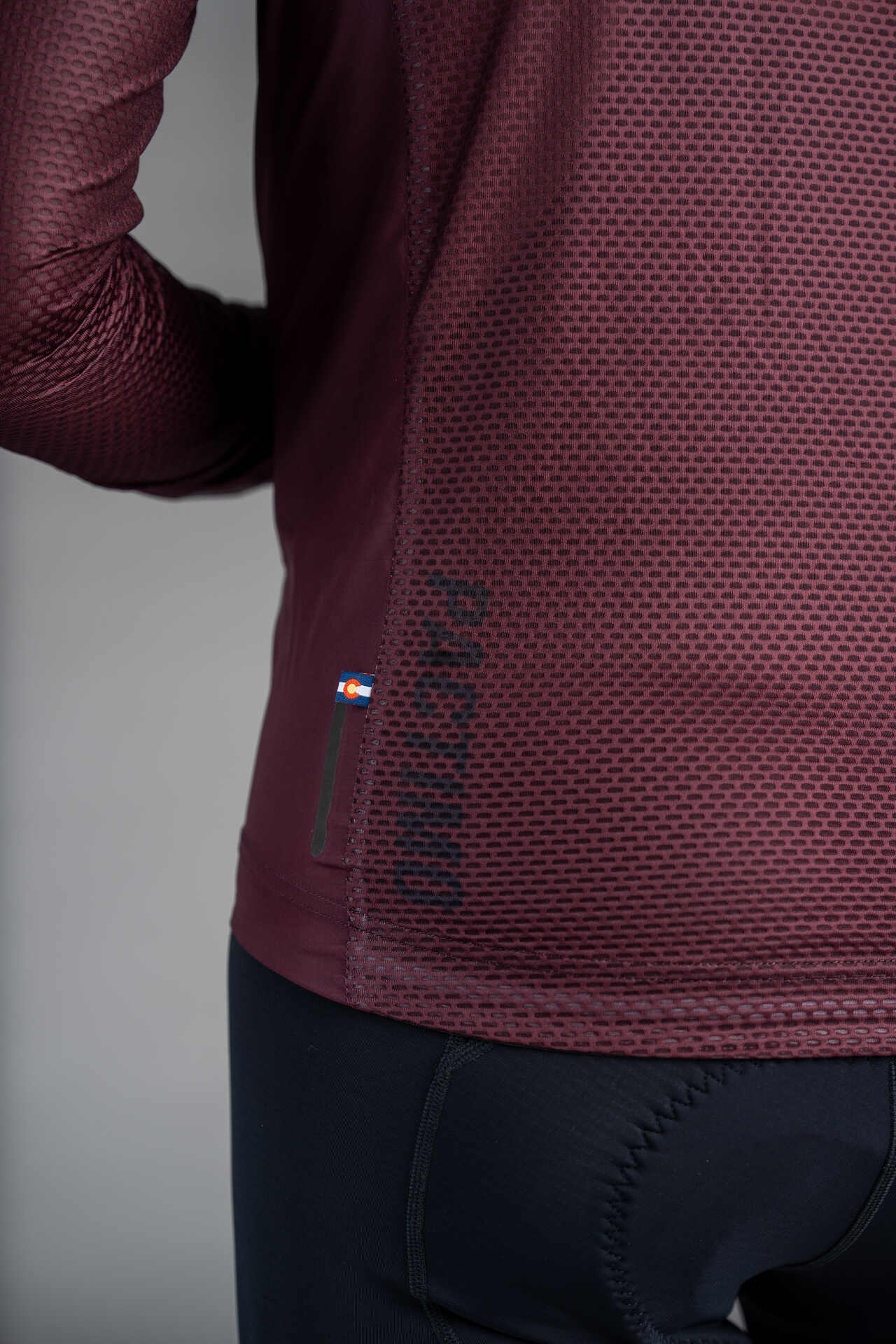 Men's Burgundy Packable Cycling Wind Jacket - Mesh Fabric