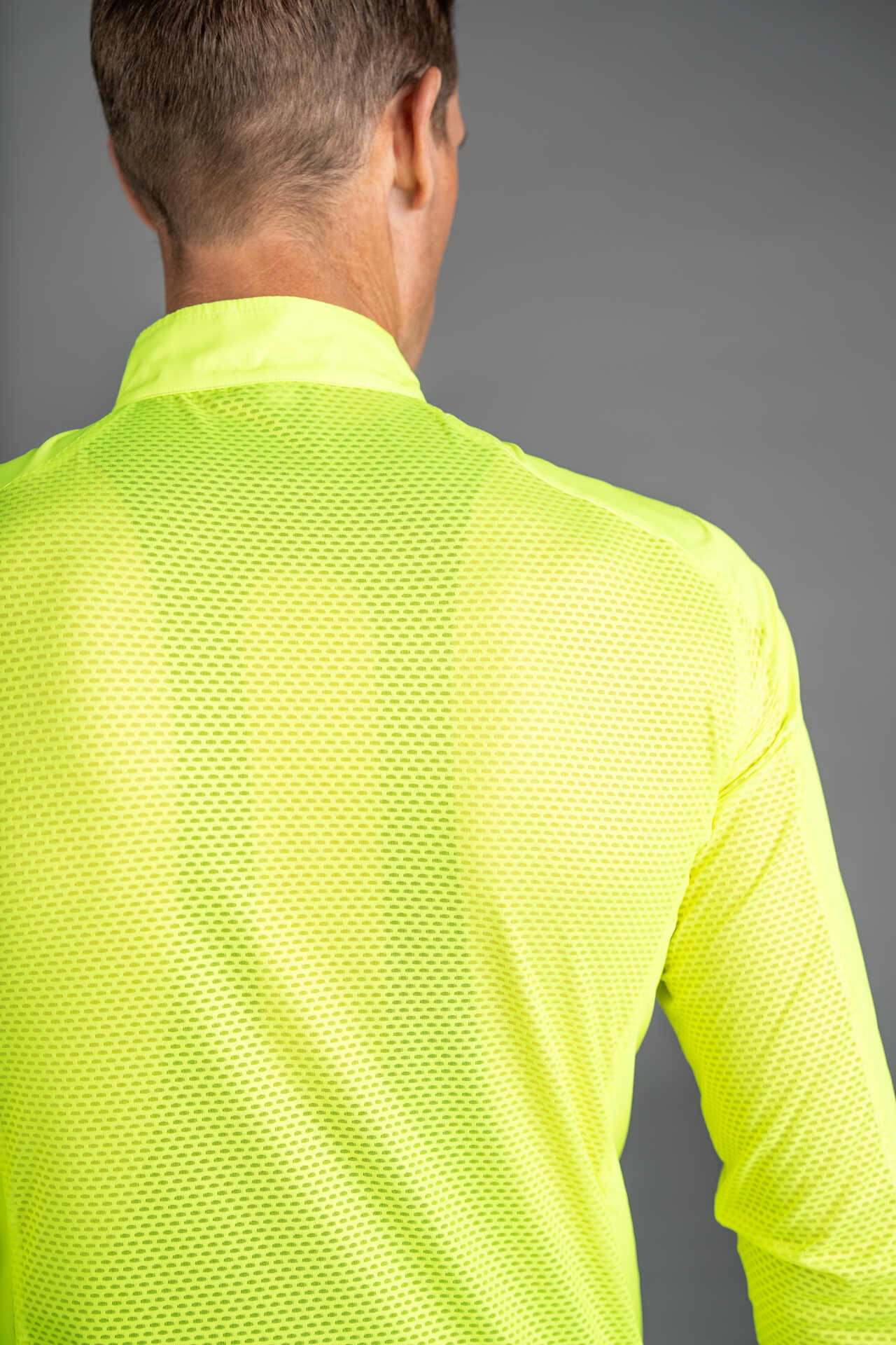 Men's High-Viz Yellow Packable Cycling Wind Jacket - Mesh Fabric