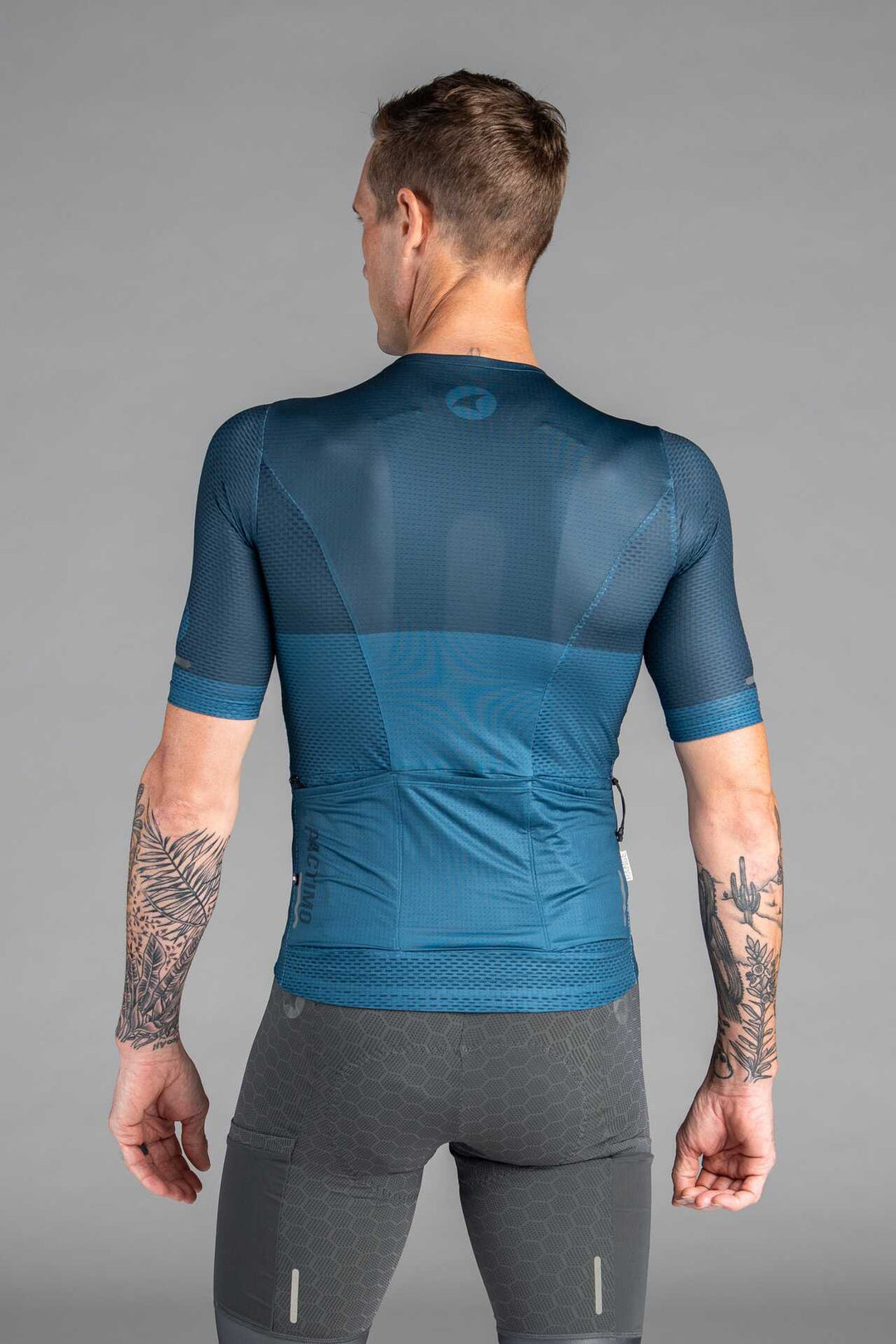 Men's Dark Blue Range Aero Cargo Mesh Cycling Jersey - Back View