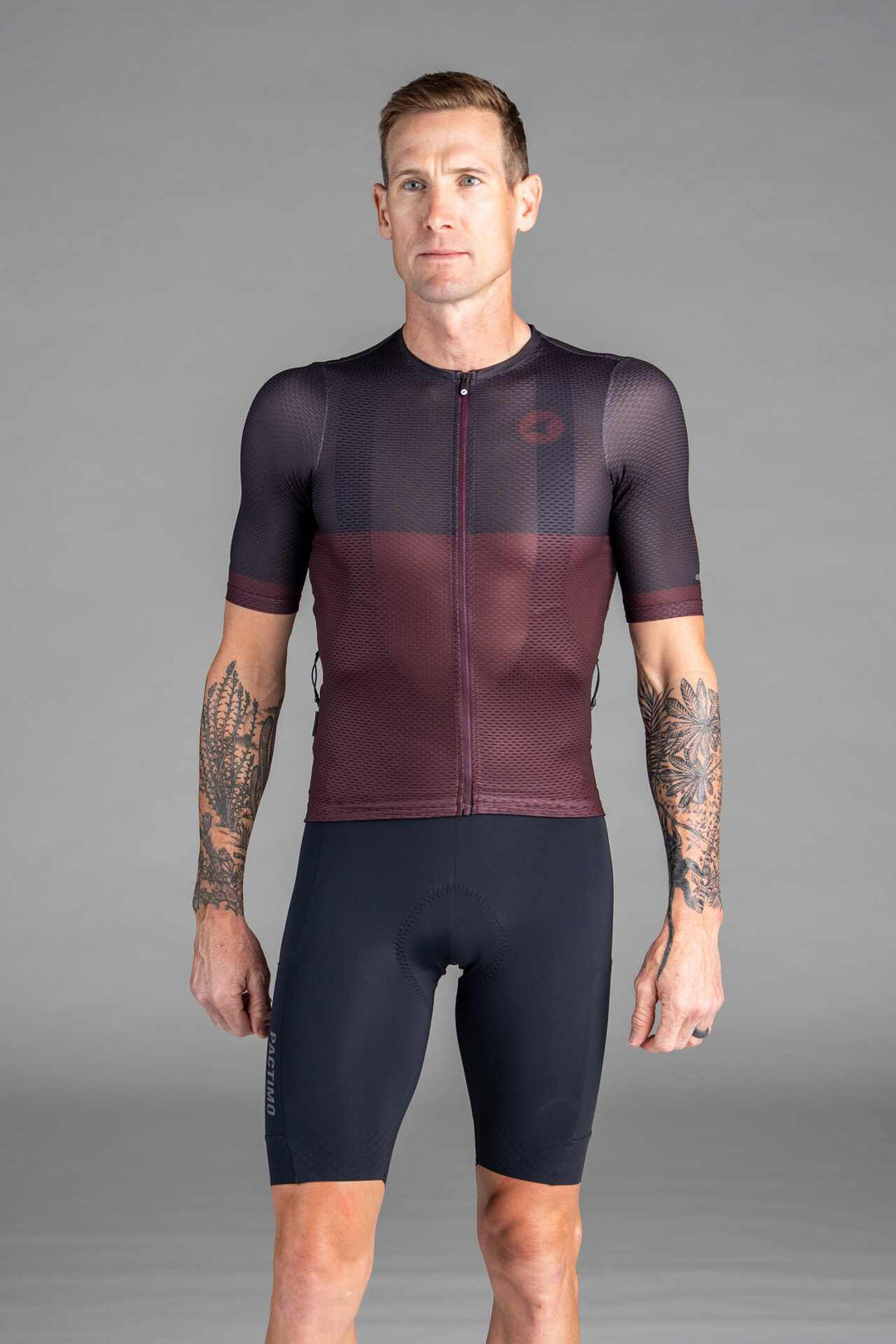 Men's Maroon Range Aero Cargo Mesh Cycling Jersey - Front View