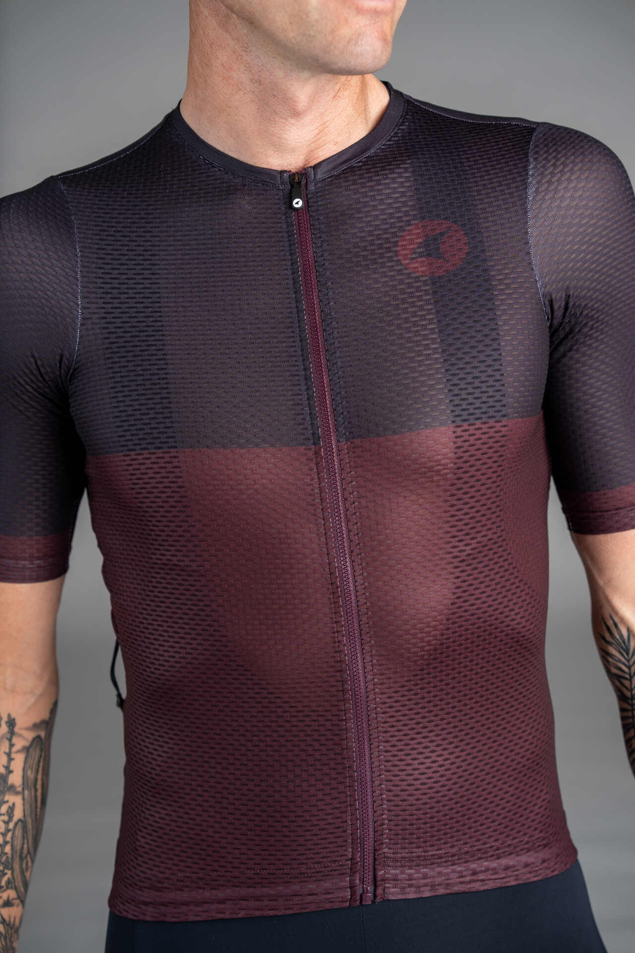 Men's Maroon Range Aero Cargo Mesh Cycling Jersey - Zipper