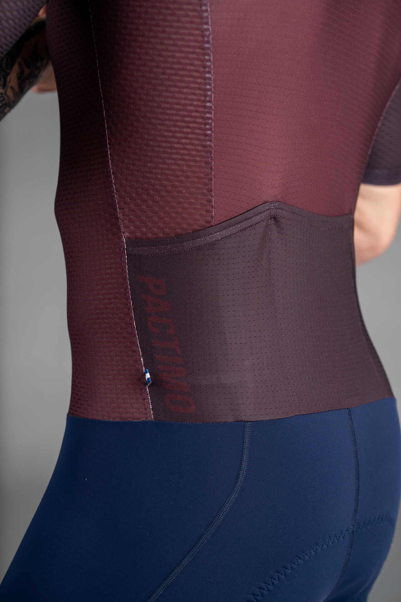 Men's Burgundy Mesh Cargo Cycling Skinsuit - Close-Up of Back Pockets