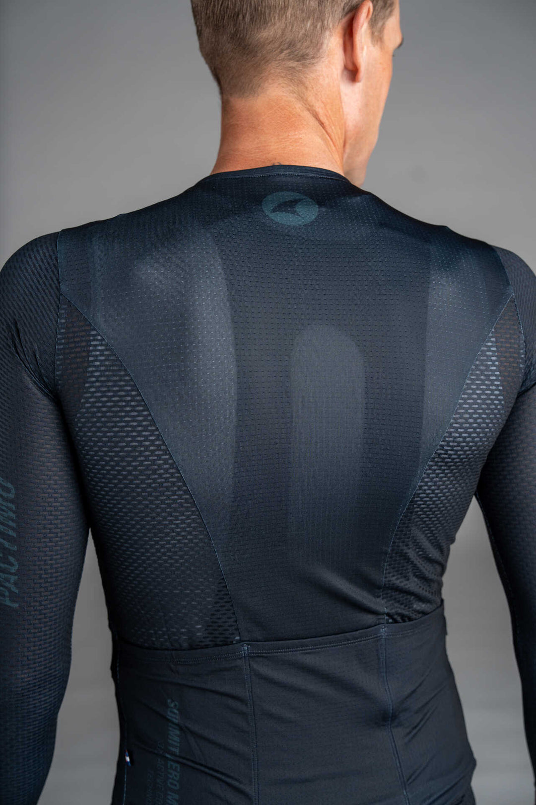 Men's Black Long Sleeve Aero Mesh Cycling Jersey - Back Close-Up