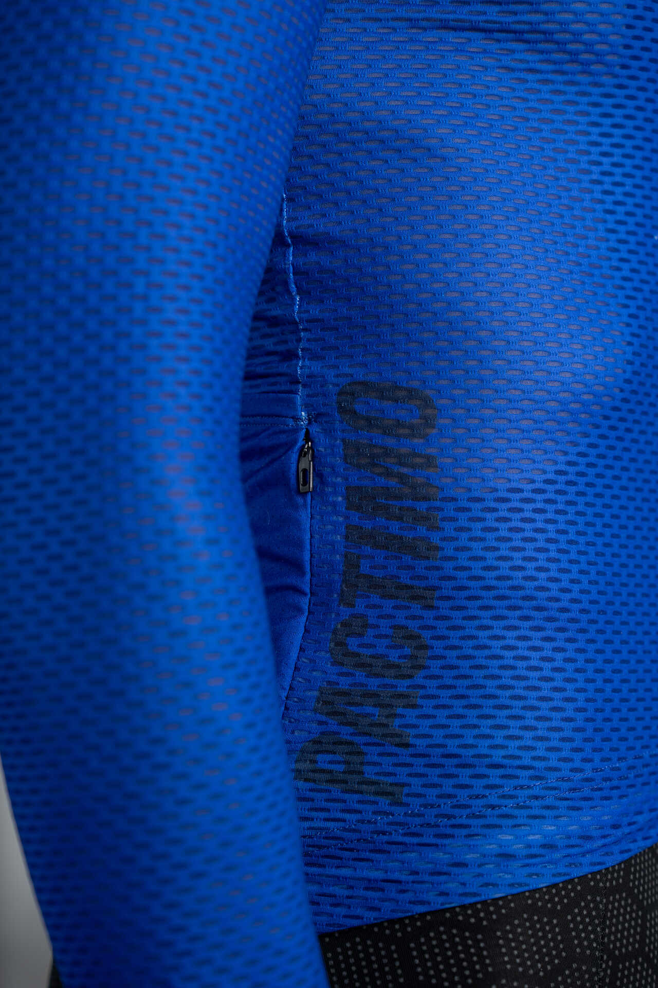 Men's Royal Blue Long Sleeve Aero Mesh Cycling Jersey - Zippered Valuables Pocket