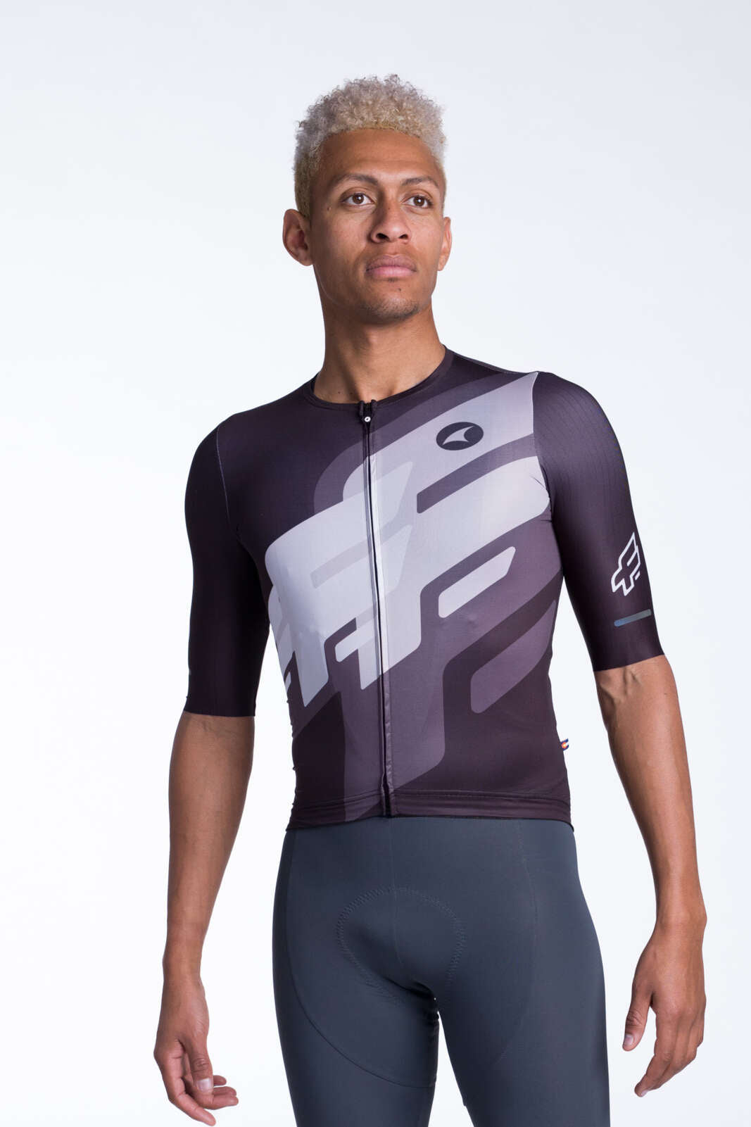 Men's Black Aero Cycling Jersey - Flyte Front View