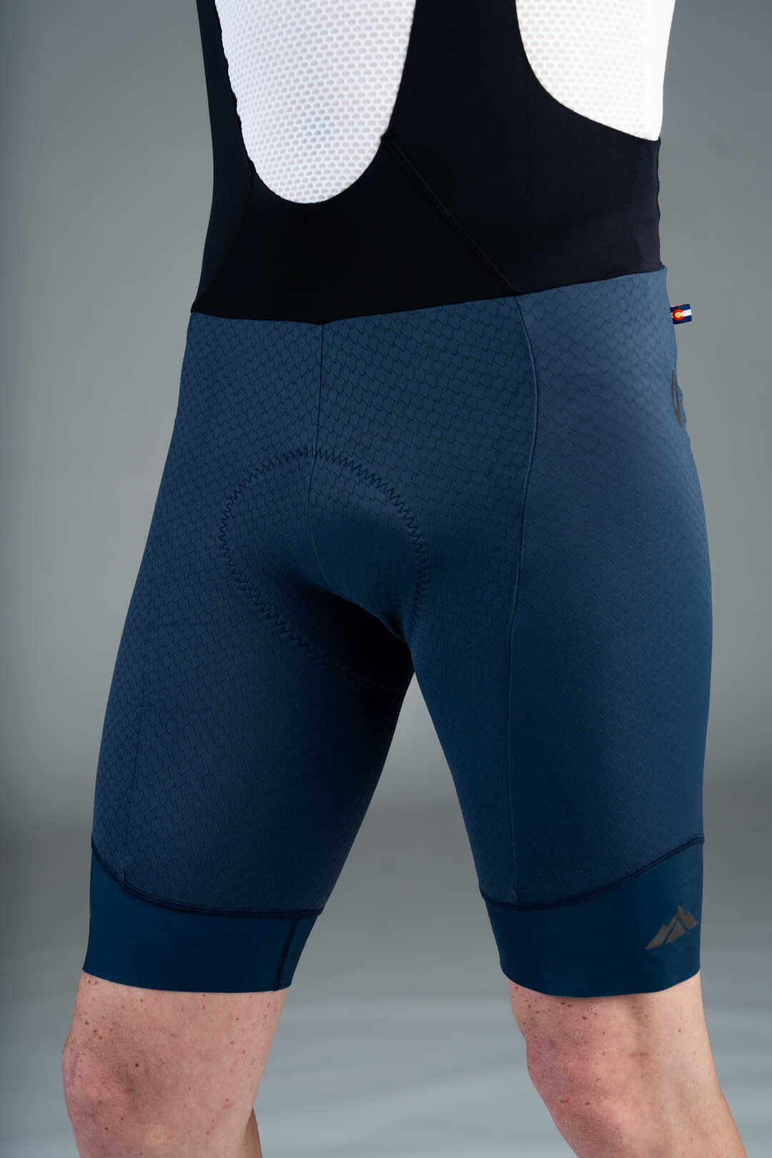 Men's Dark Navy Summit Raptor Cycling Bibs - Front Close-Up