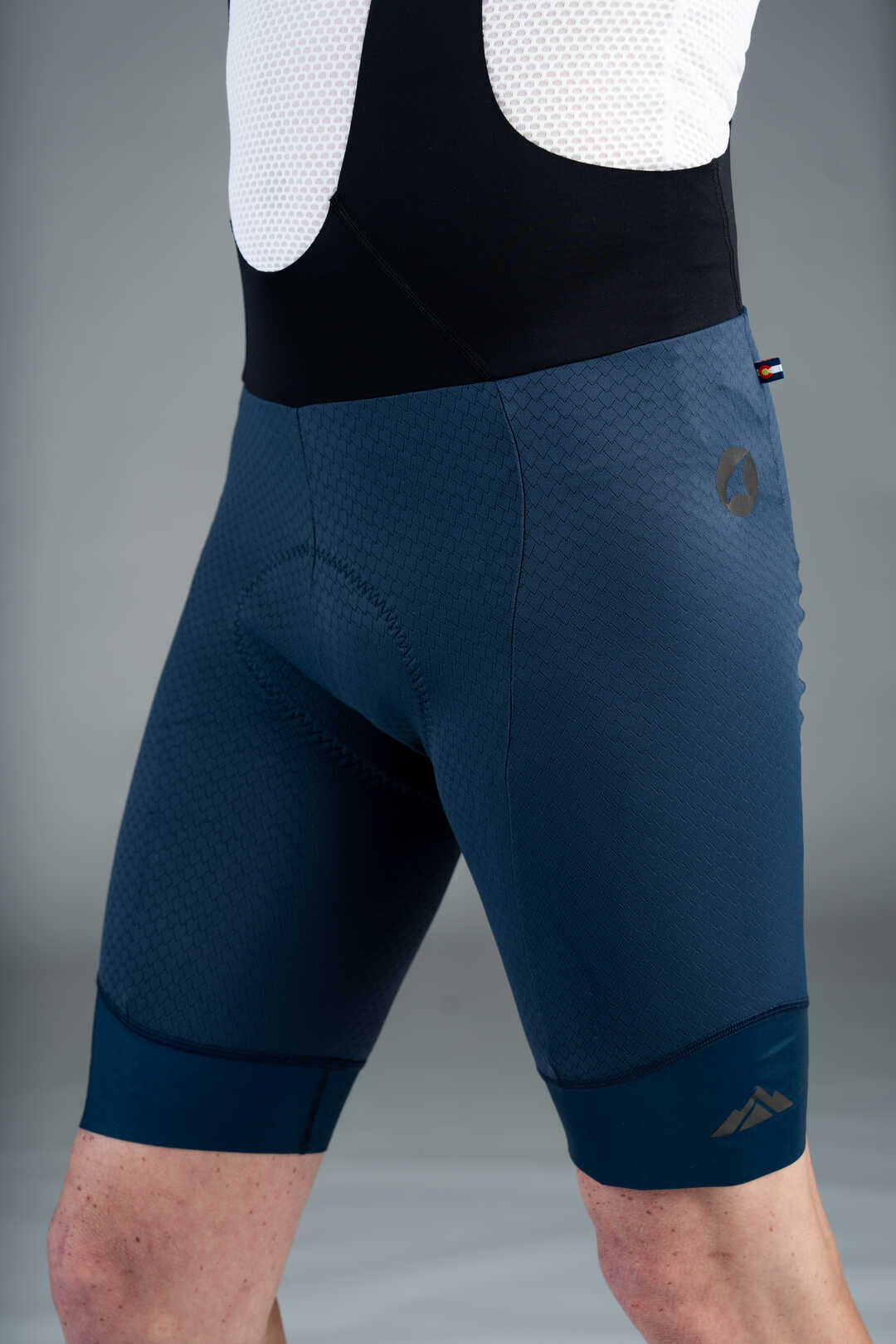 Men's Dark Navy Summit Raptor Cycling Bibs - Front Close-Up 2