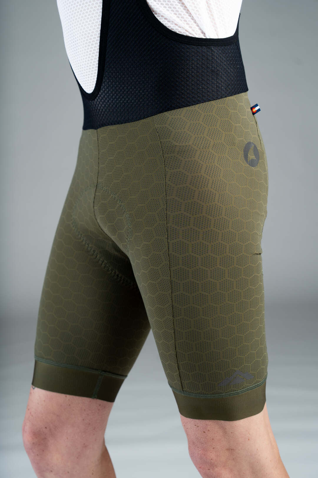 Men's Olive Green 12-Hour Cycling Bib - Thigh View