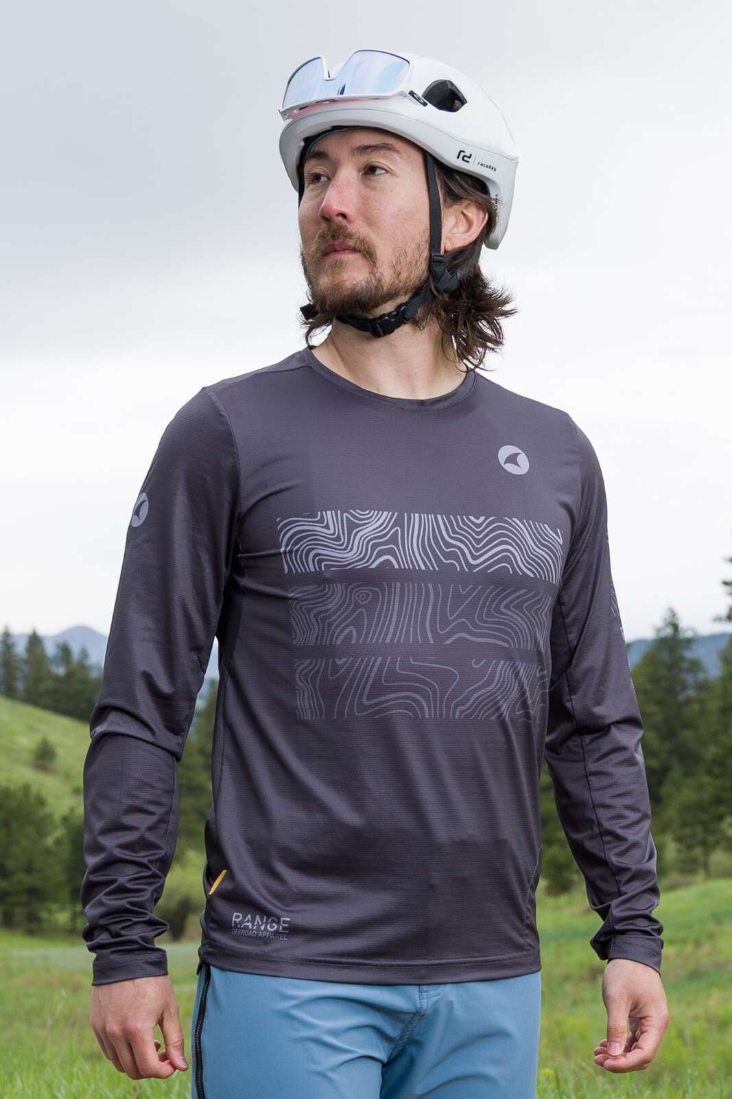 Men's Charcoal Long Sleeve Mountain Bike Jersey - Range Trail Front View