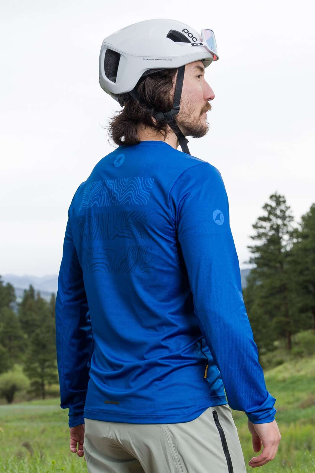 Men's Blue Long Sleeve Mountain Bike Jersey - Range Trail Back View