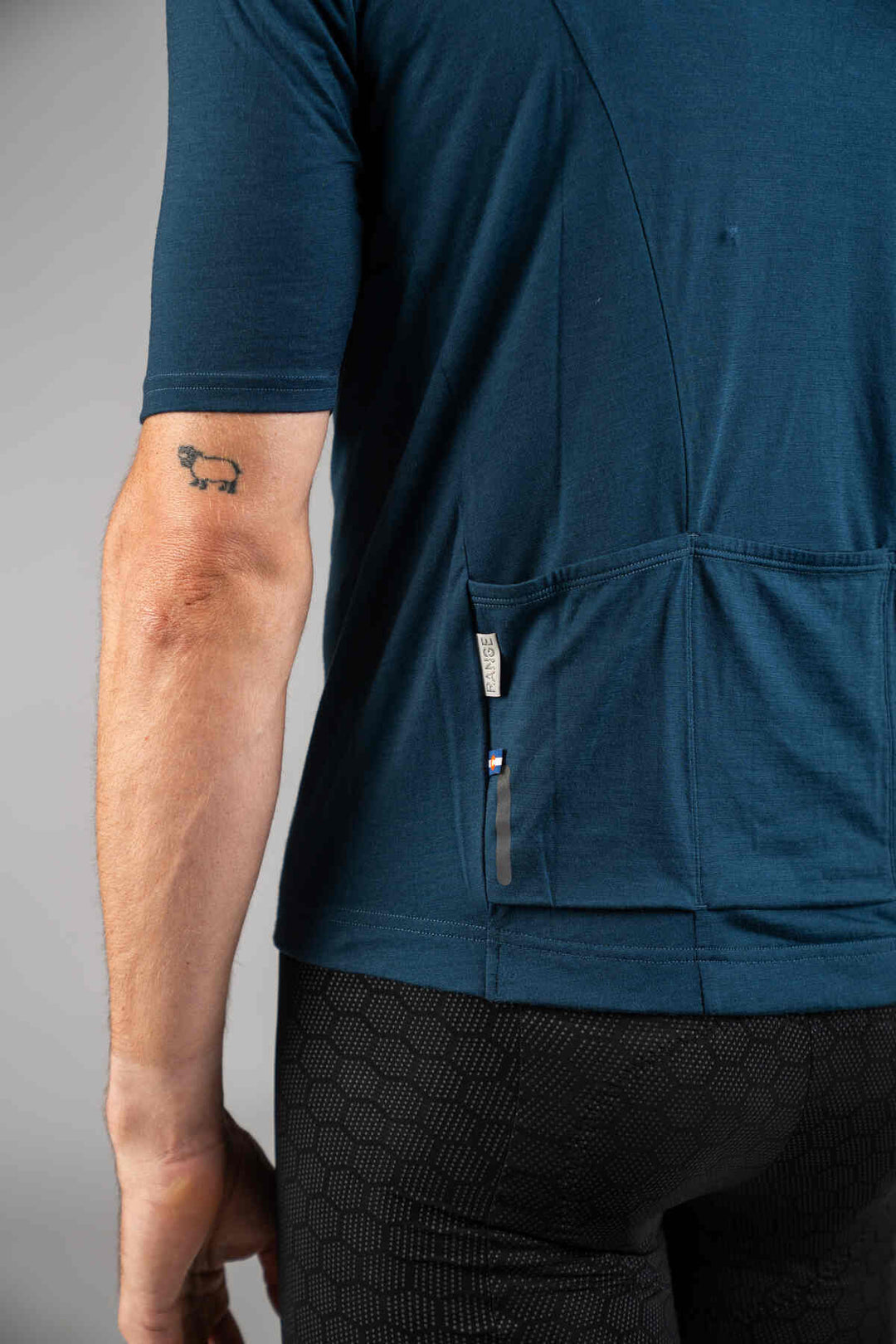 Men's Navy Blue Merino Wool Cycling Jersey - Back Pockets