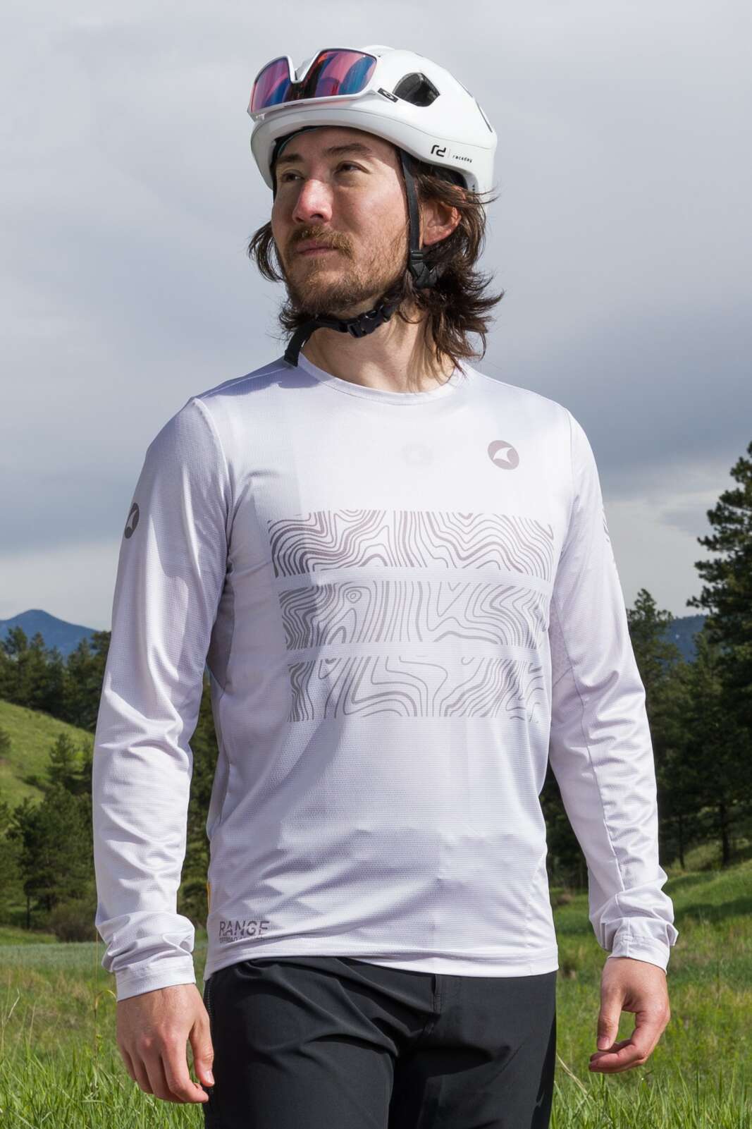 Men's White Long Sleeve Mountain Bike Jersey - Range Trail Front View