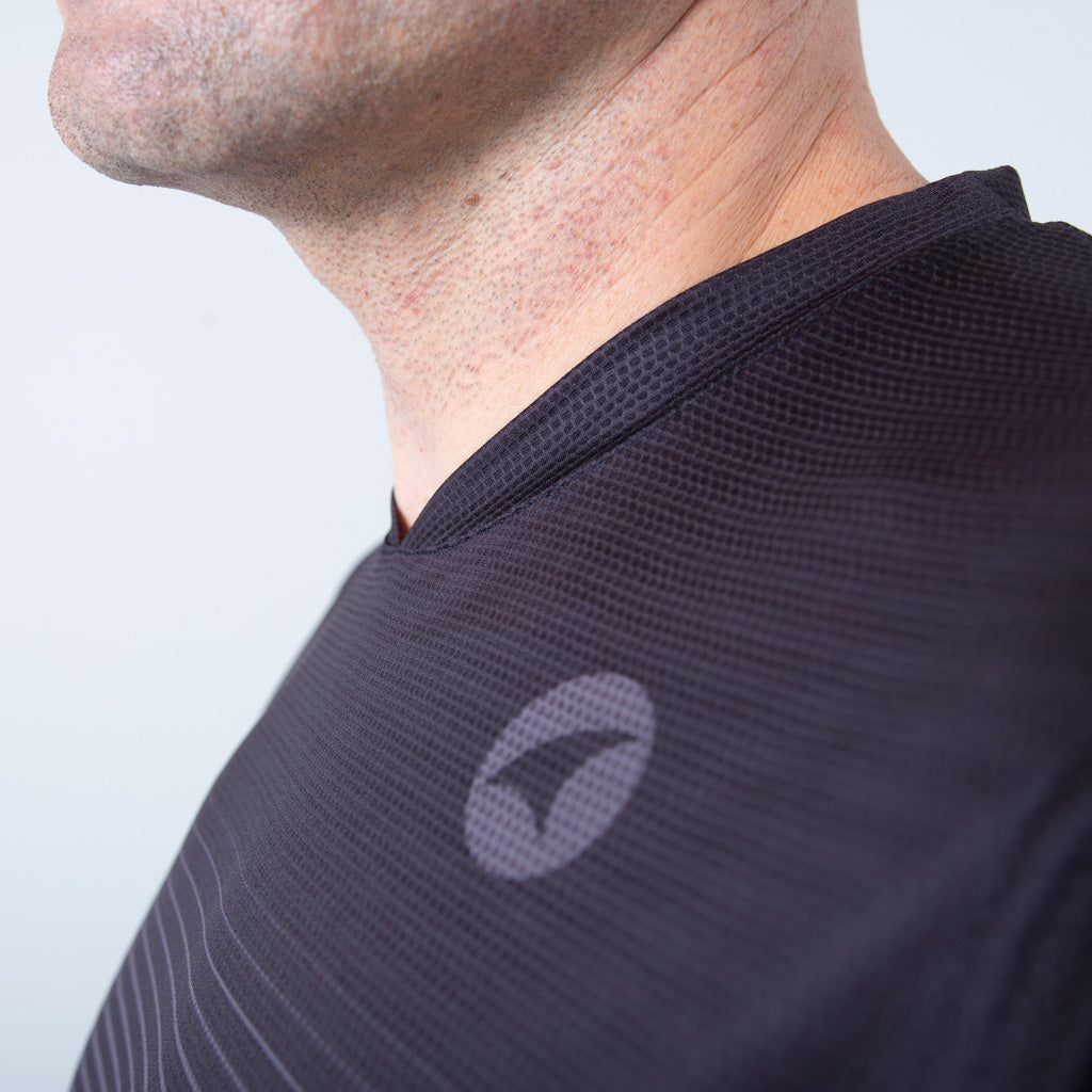 Men's Black Long Sleeve Running Shirt - Collar Detail 