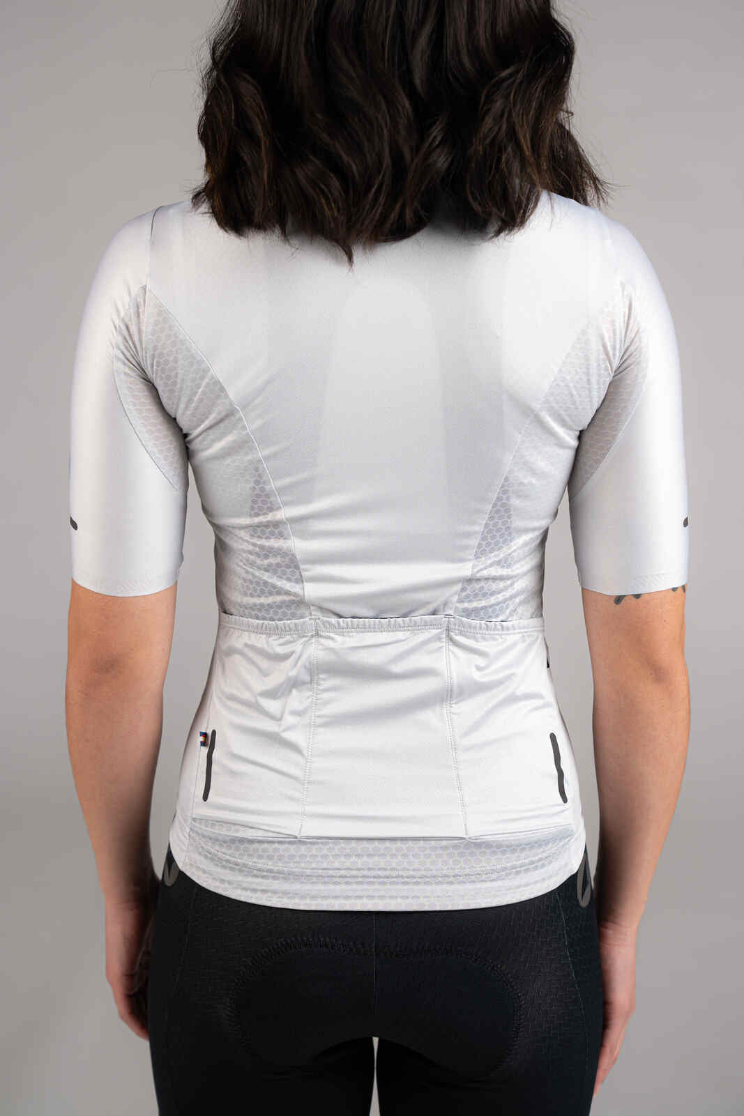 Women's White Summit Aero Cycling Jersey - Back Pockets