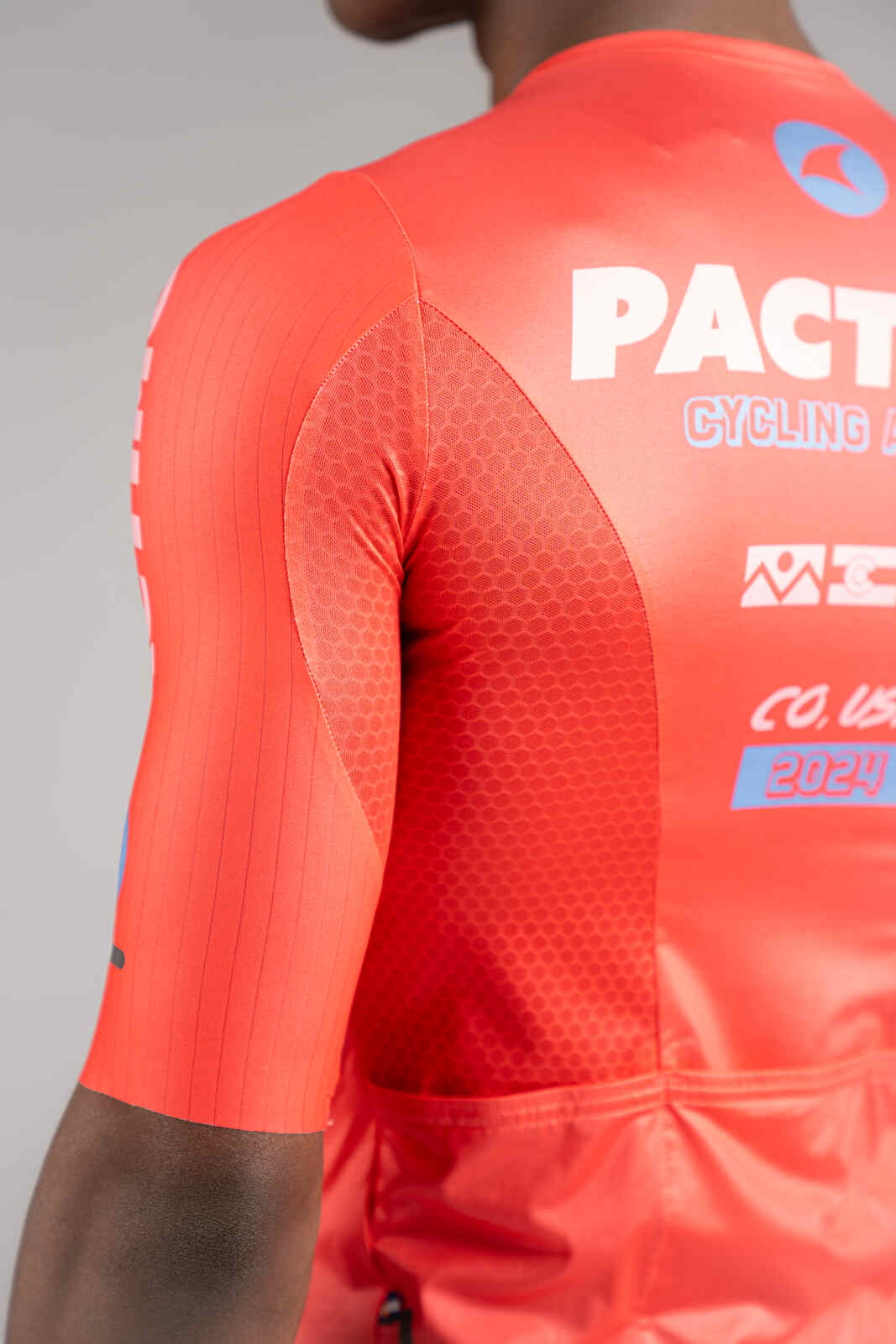 Men's Pink Flyte Cycling Jersey - Fabric Close-Up