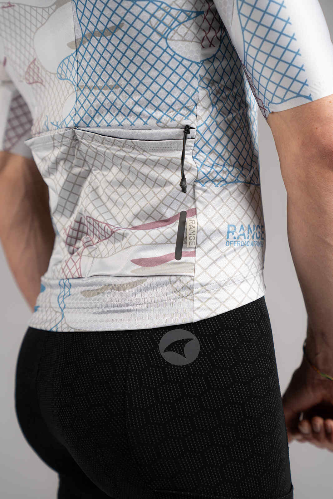 Men's White Gravel Cycling Jersey - Back Pocket Zipper Pull
