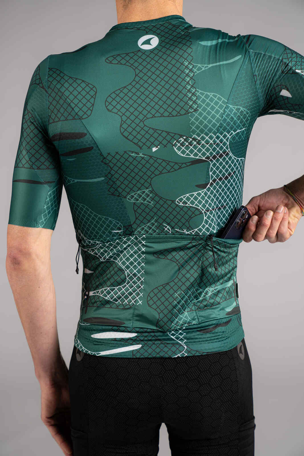 Men's Green Gravel Cycling Jersey - Back Pockets