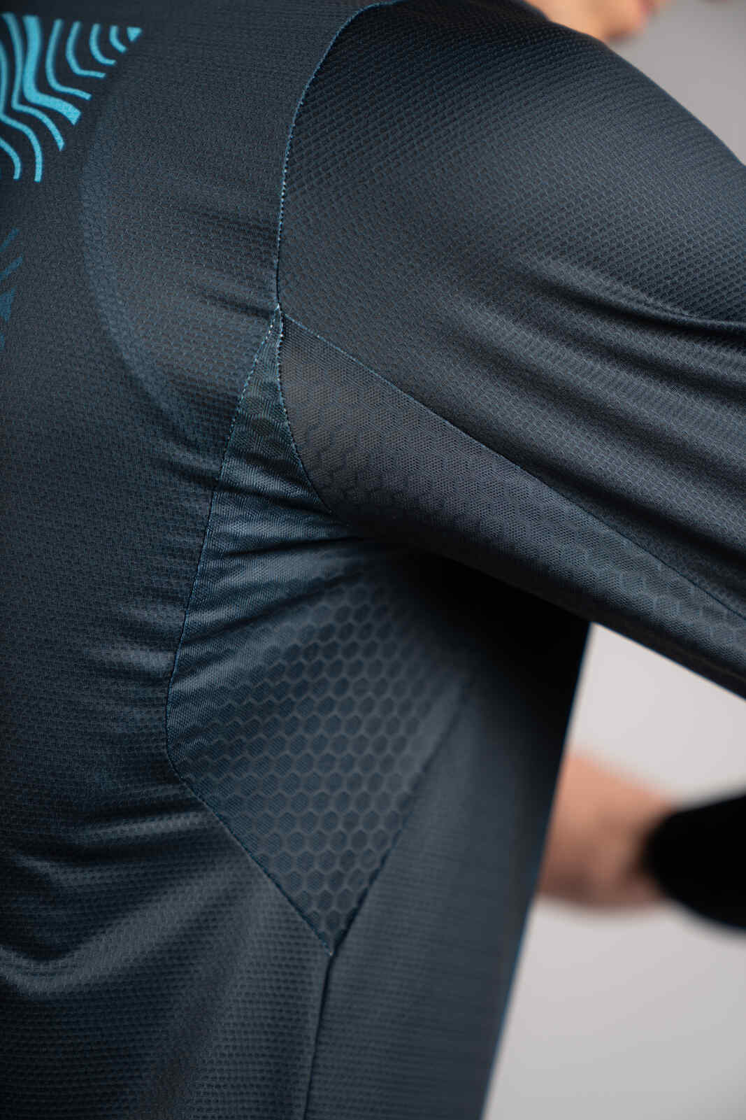 Men's Navy Blue Long Sleeve MTB Jersey - Mesh Underarm Fabric